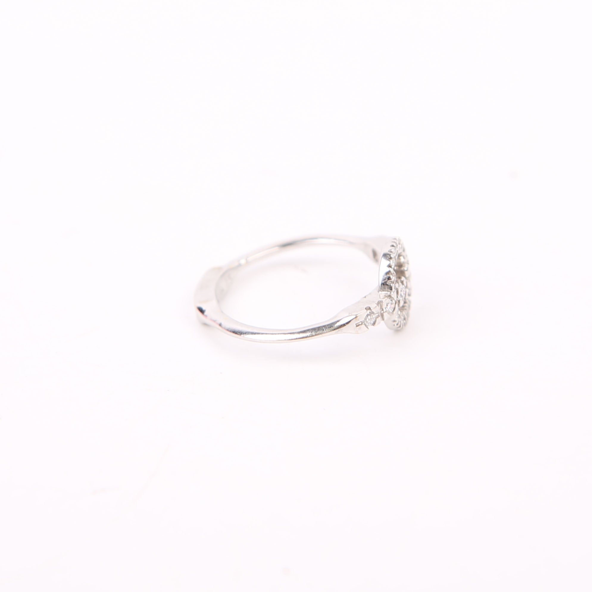 Double G 18K White Gold/Diamonds Ring Size 5.75