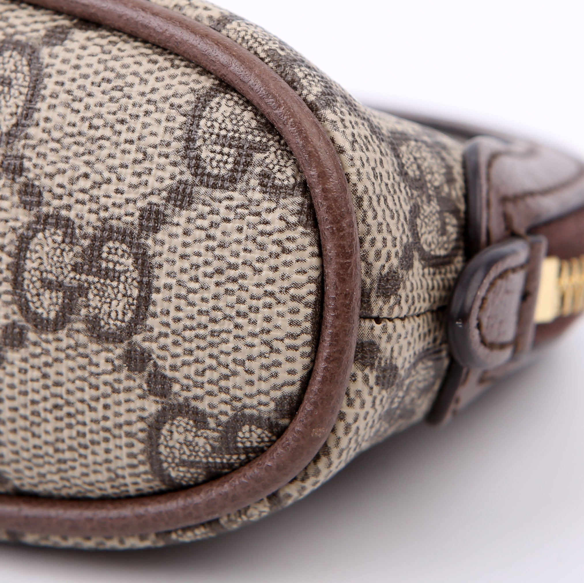 625550 Ophidia GG Supreme Medium Cosmetic Case