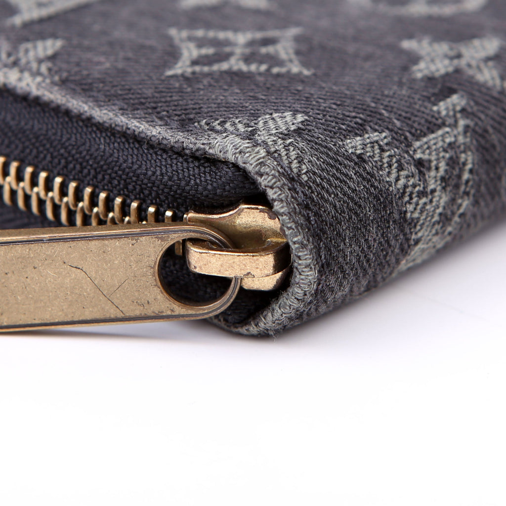 Zippy Wallet Denim Monogram Dark Blue
