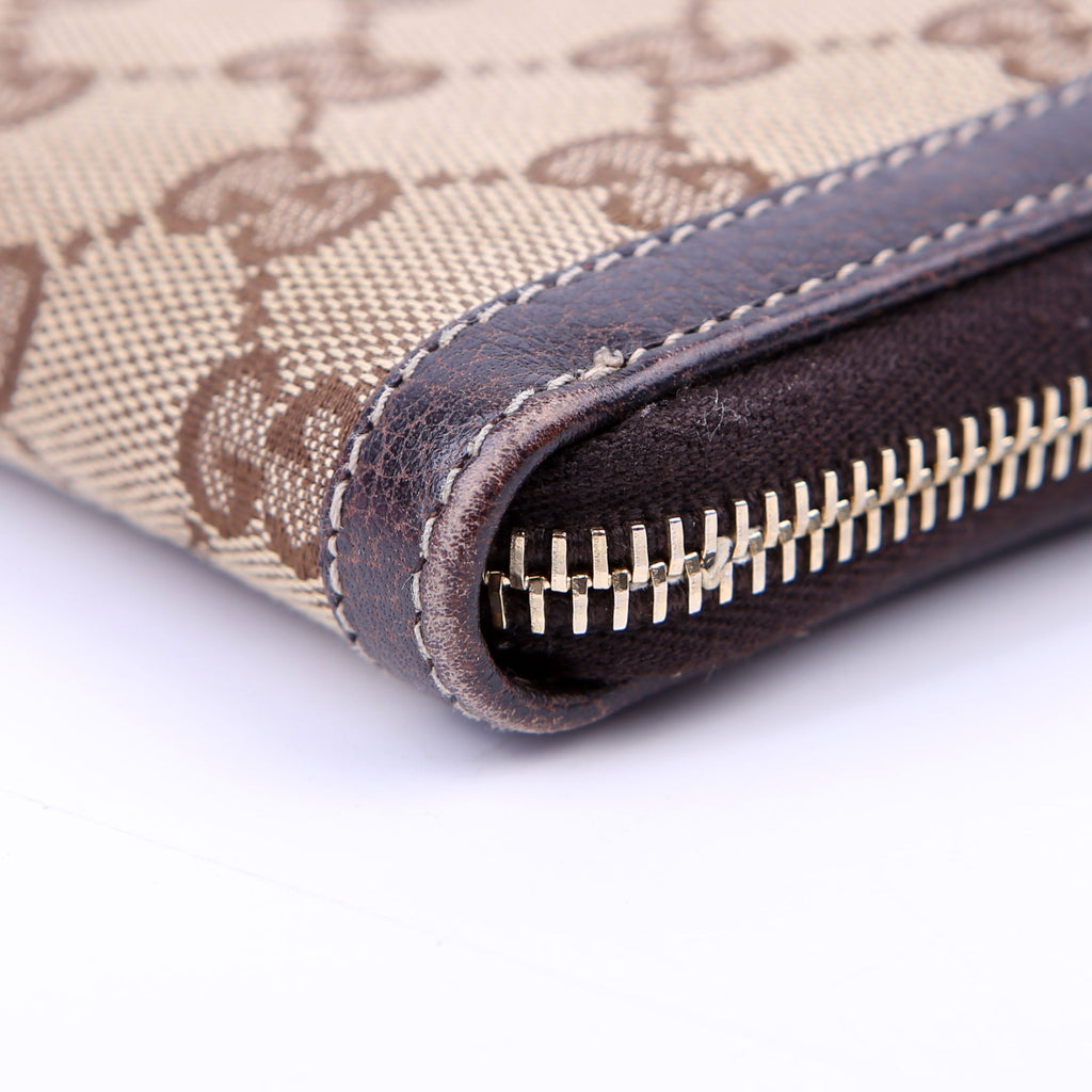 224253 GG Bamboo Zip Wallet