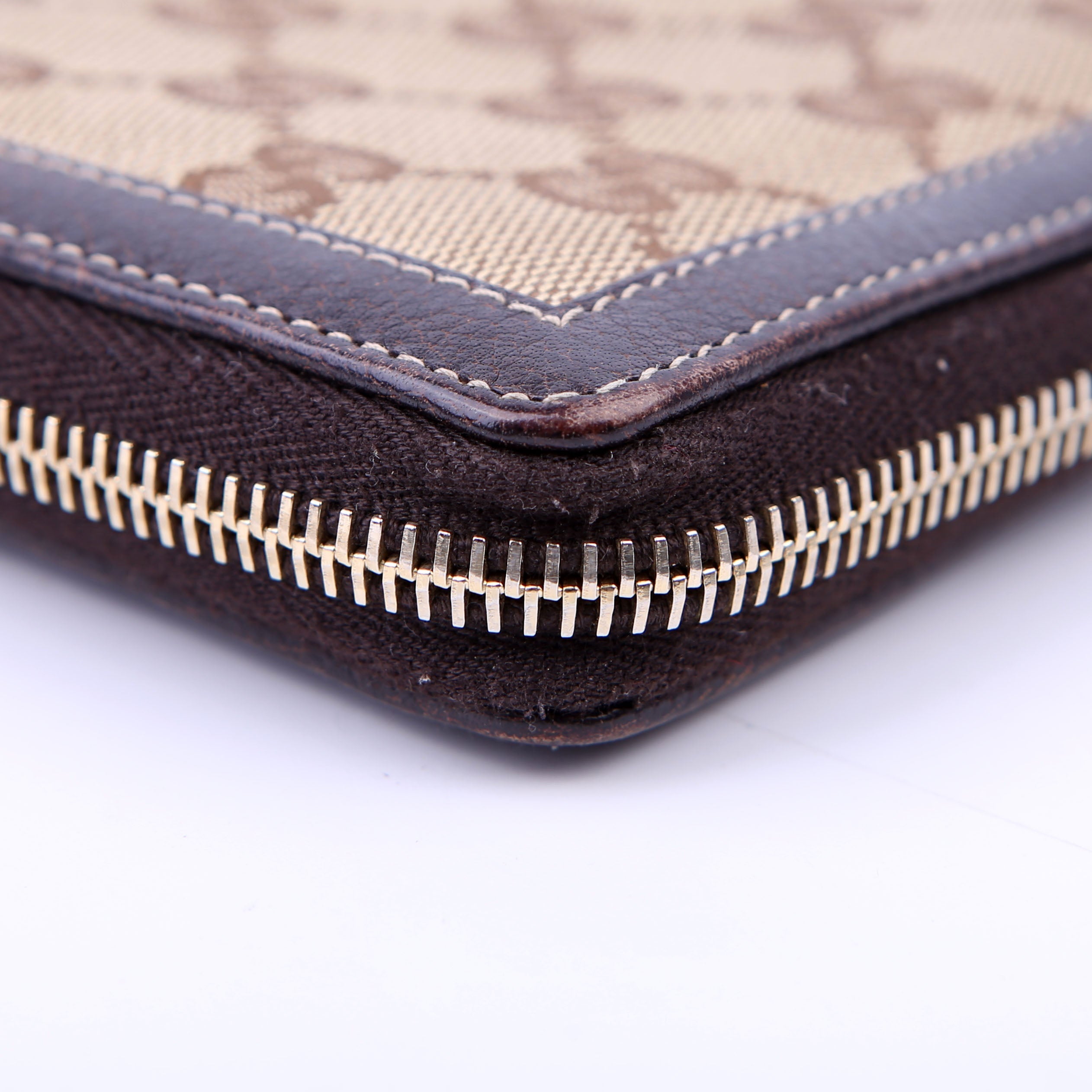 224253 GG Bamboo Zip Wallet