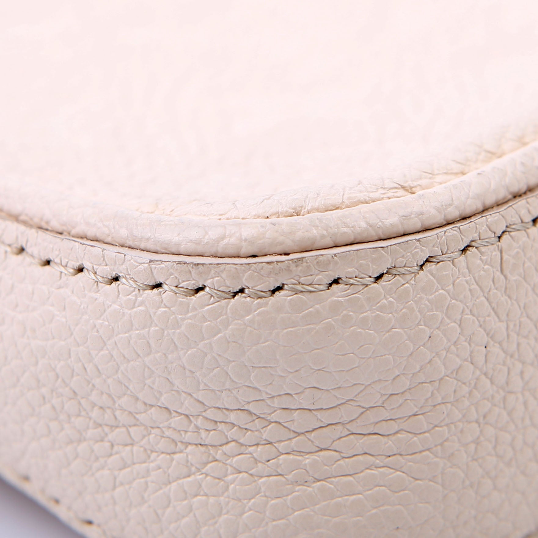 Easy Pouch On Strap Empreinte Cream