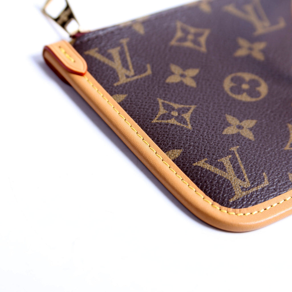 Pochette Only Carryall PM Monogram