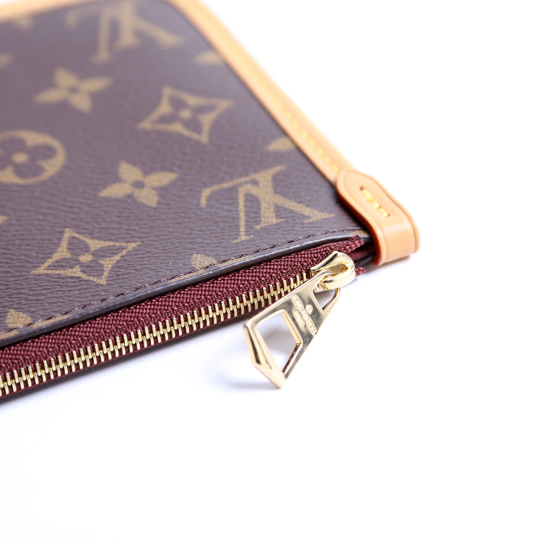 Pochette Only Carryall PM Monogram
