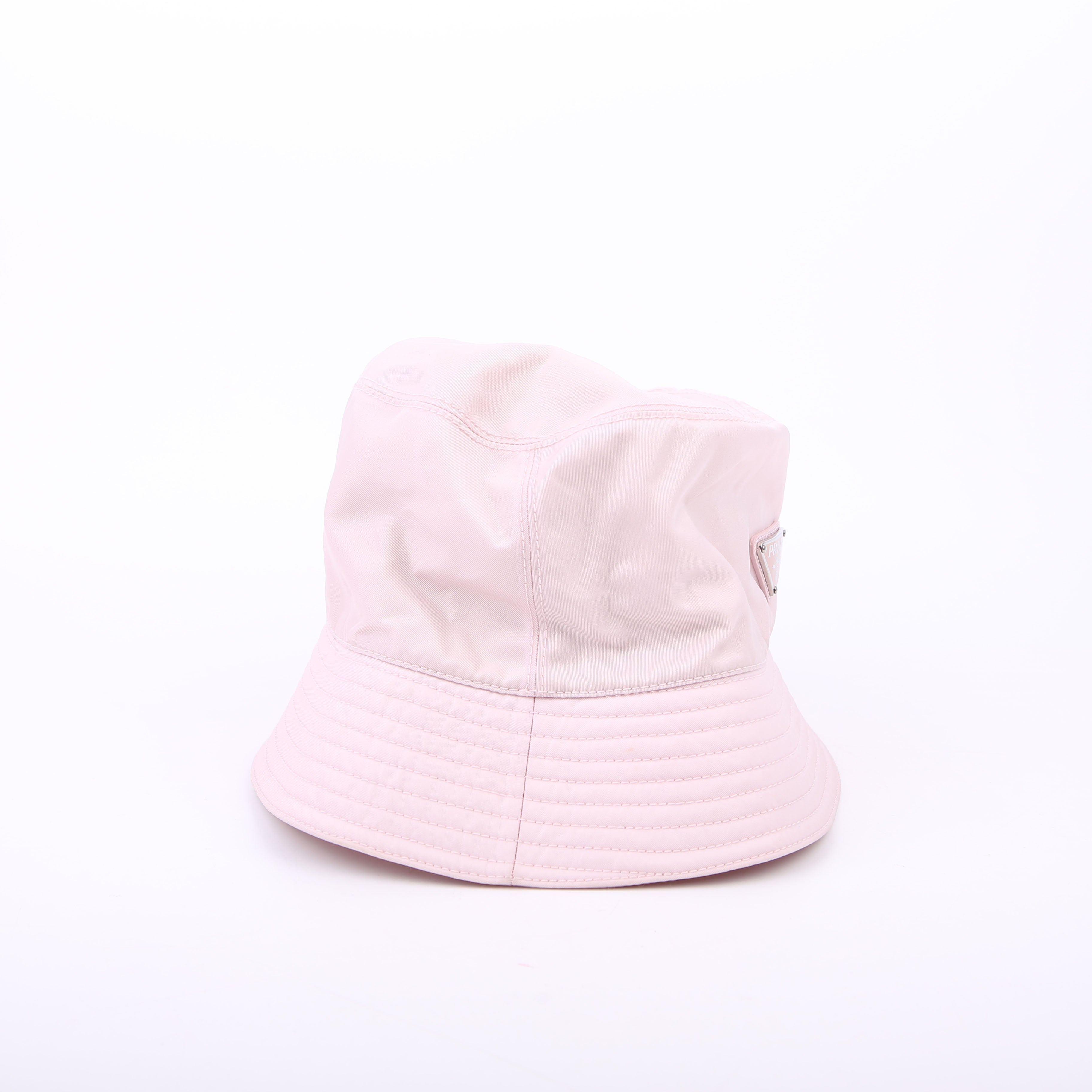 1HC137 Re-Nylon Triangle Logo Bucket Size L Pink