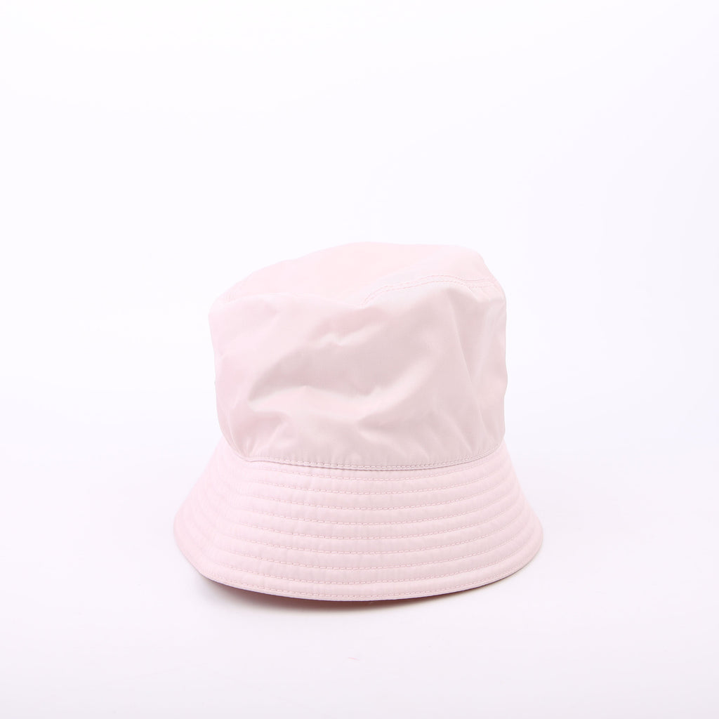 1HC137 Re-Nylon Triangle Logo Bucket Size L Pink