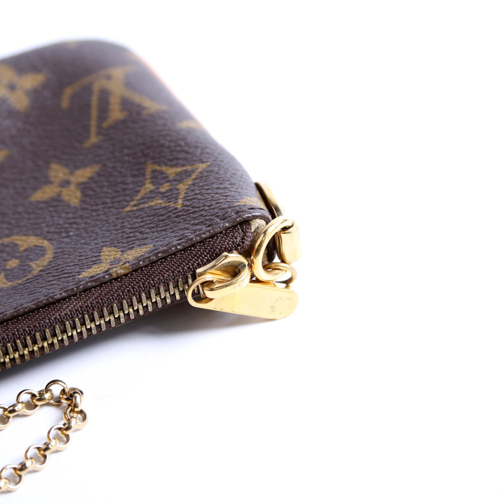 Pochette Milla MM Monogram