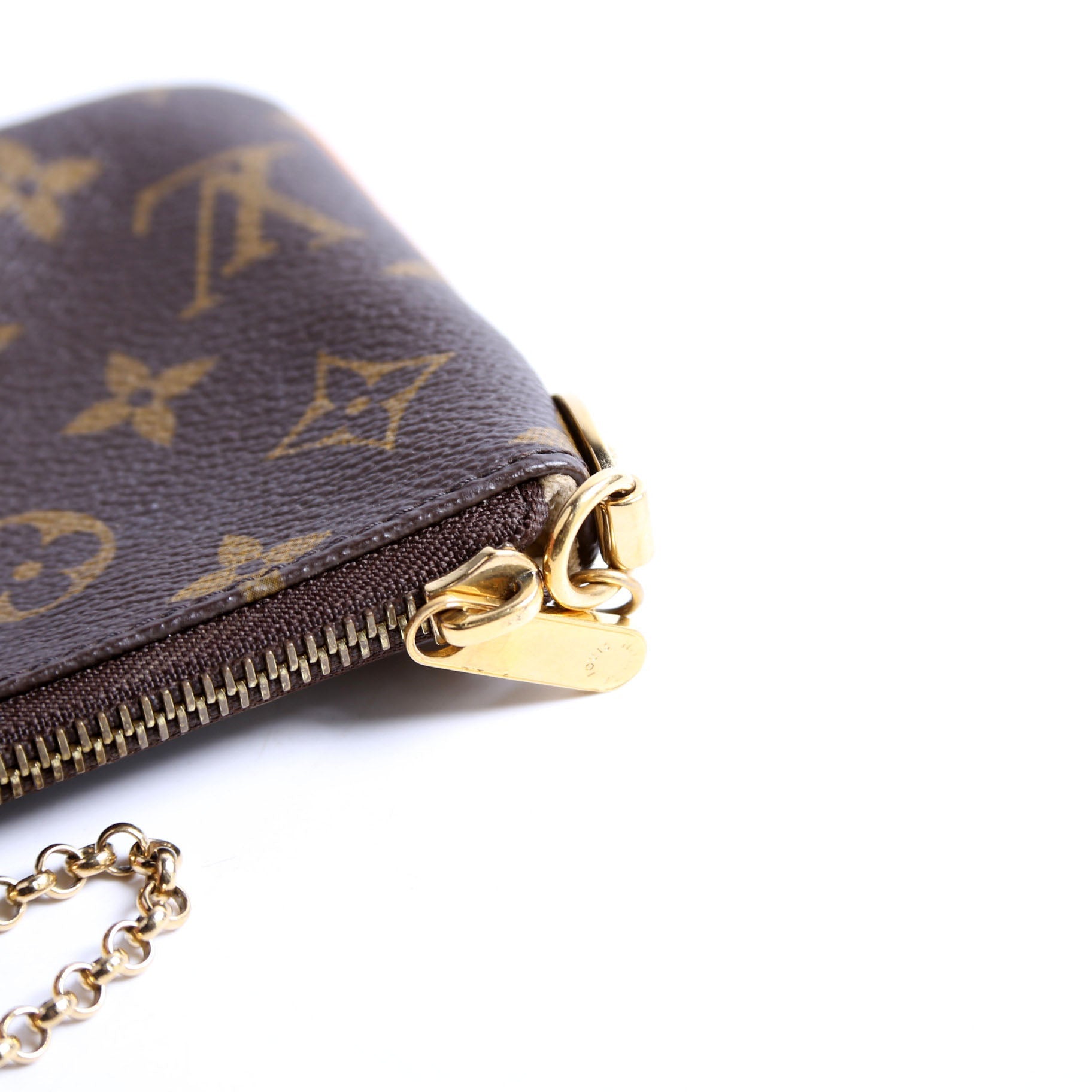 Pochette Milla MM Monogram