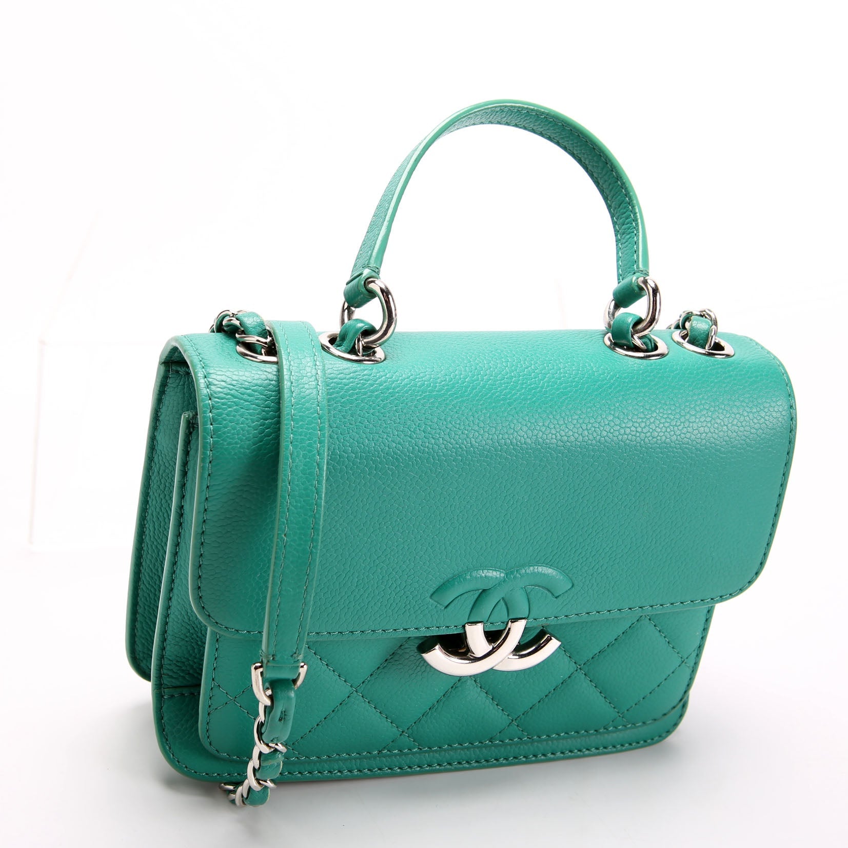 CC Box Flap Small Quilted Caviar 23M Green