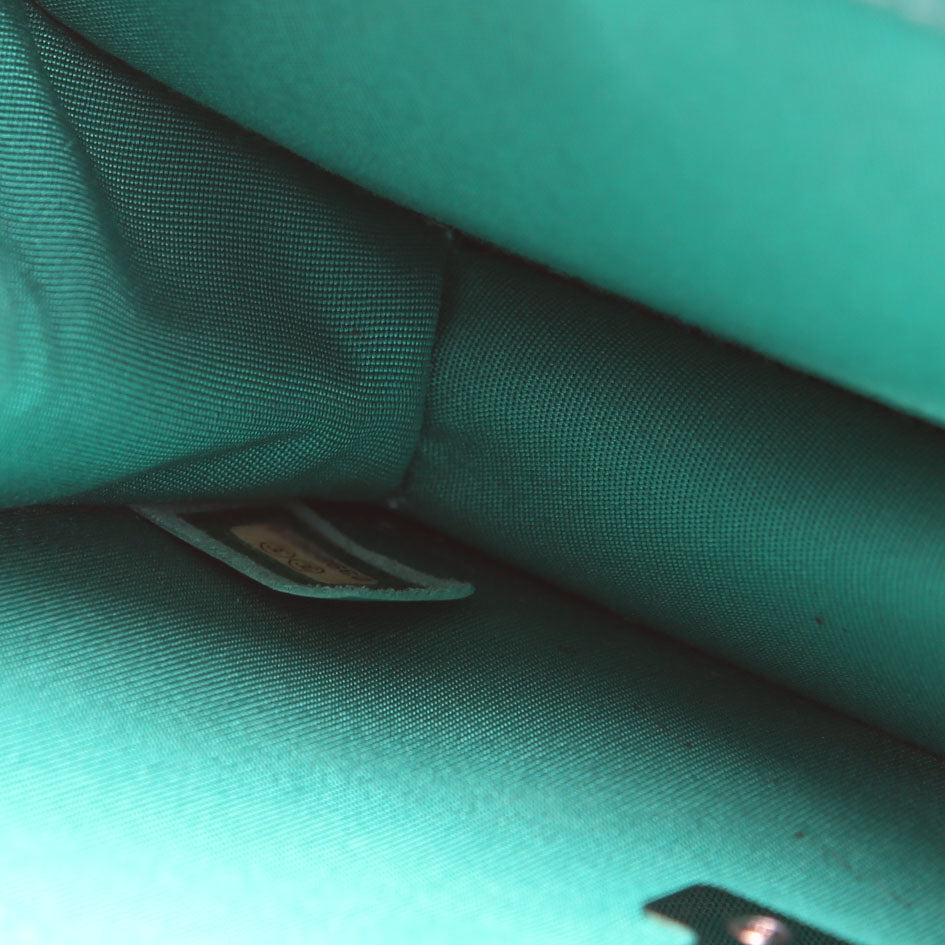 CC Box Flap Small Quilted Caviar 23M Green