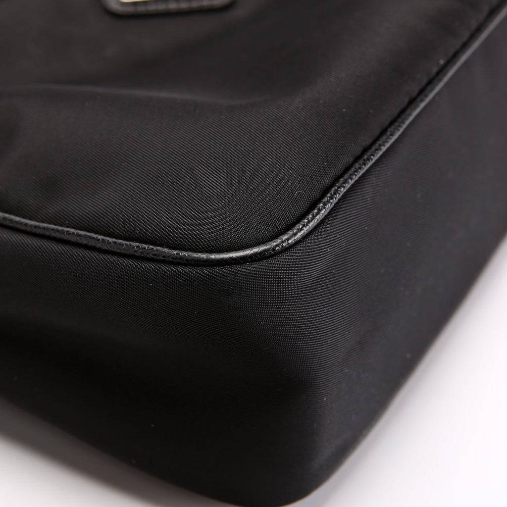 1BH204 Nylon Re-Edition 2005 Shoulder Bag Black