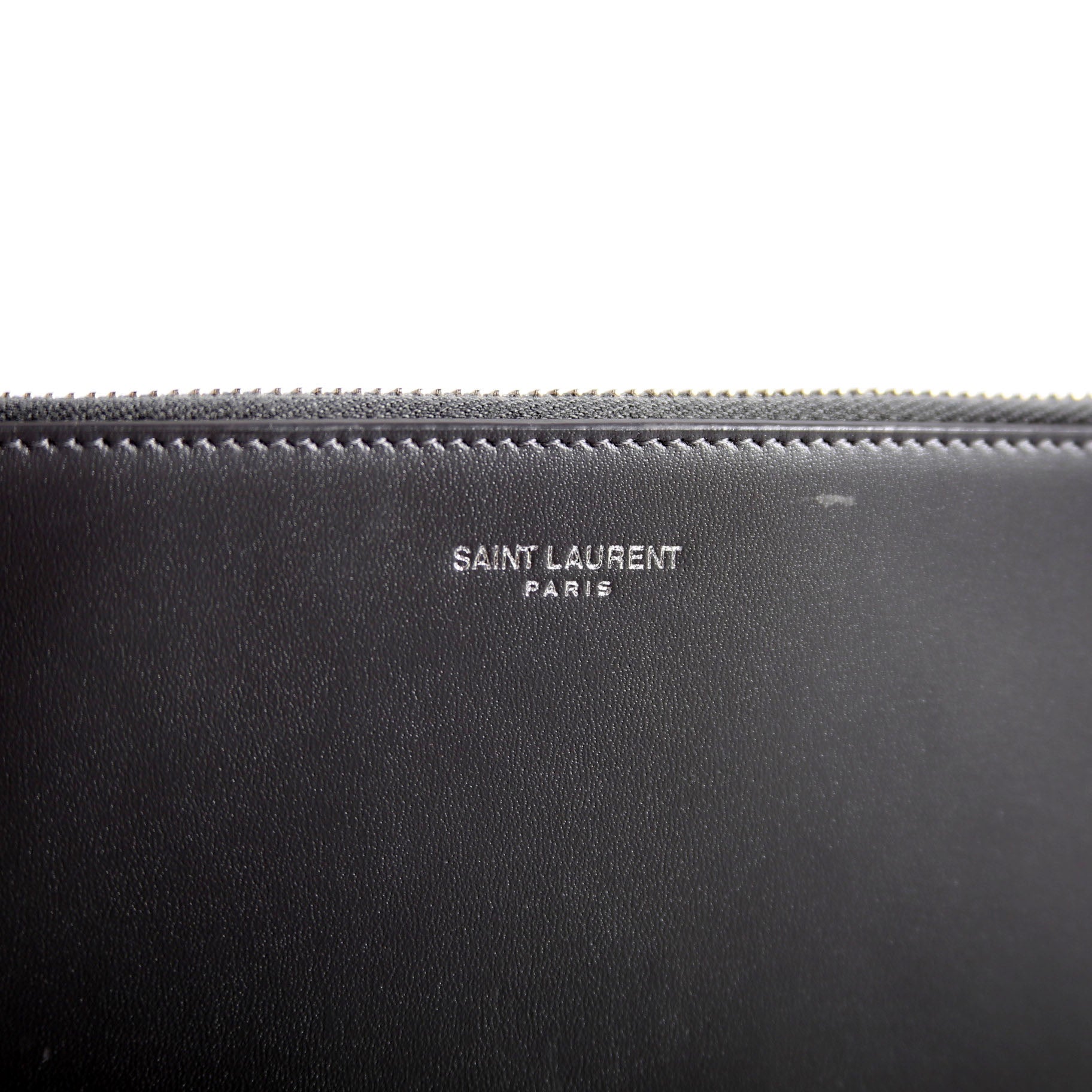635097 Calfskin Pouch Small Gray