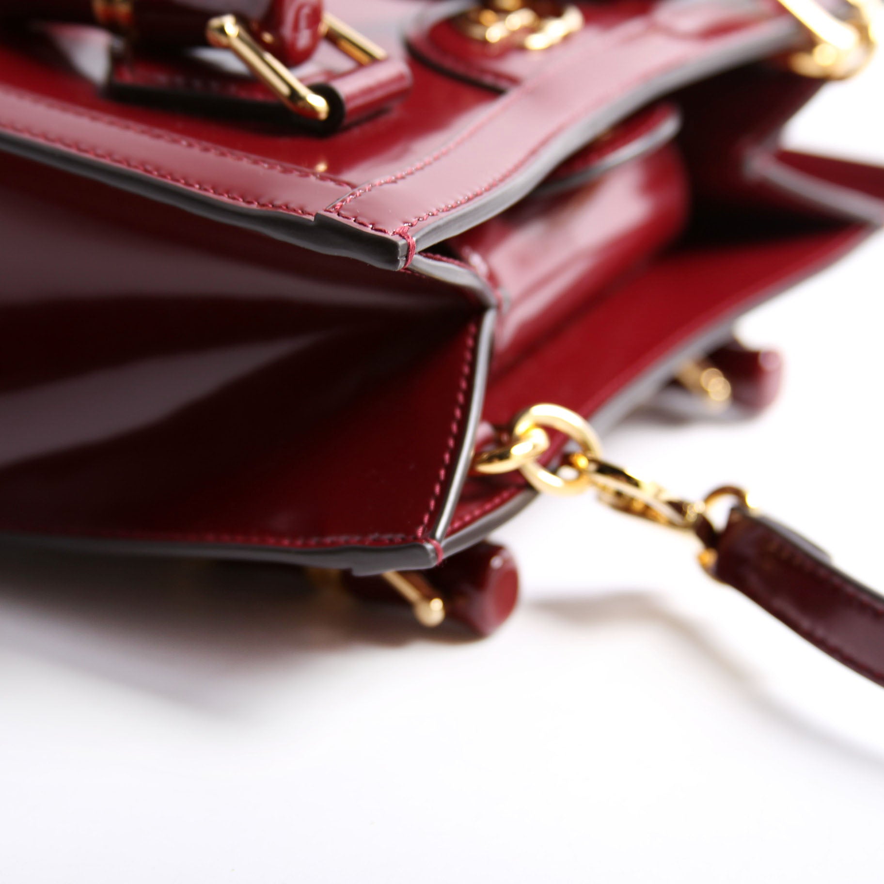 832936 Diana Mini Tote Patent Burgundy/Gold