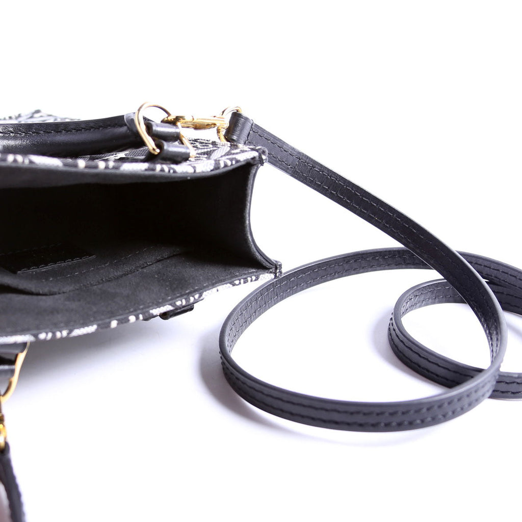 Petit Sac Plat Since 1854 Jacquard Black/Blue/White