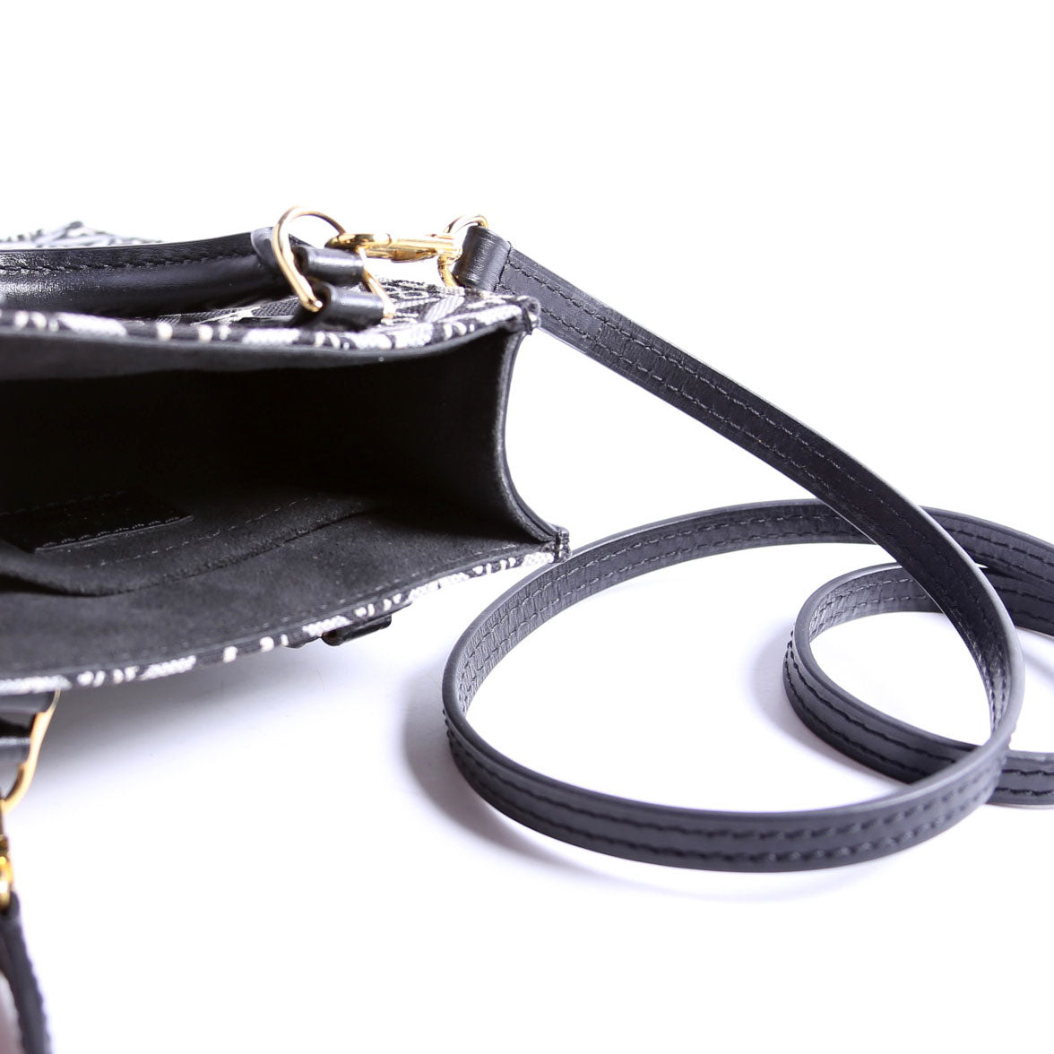 Petit Sac Plat Since 1854 Jacquard Black/Blue/White