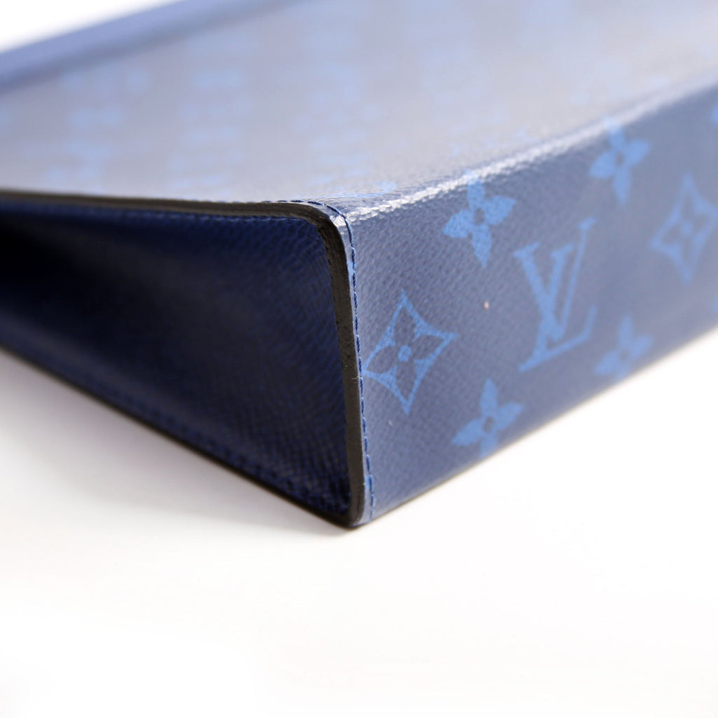 Pochette Voyage MM Taigarama Blue