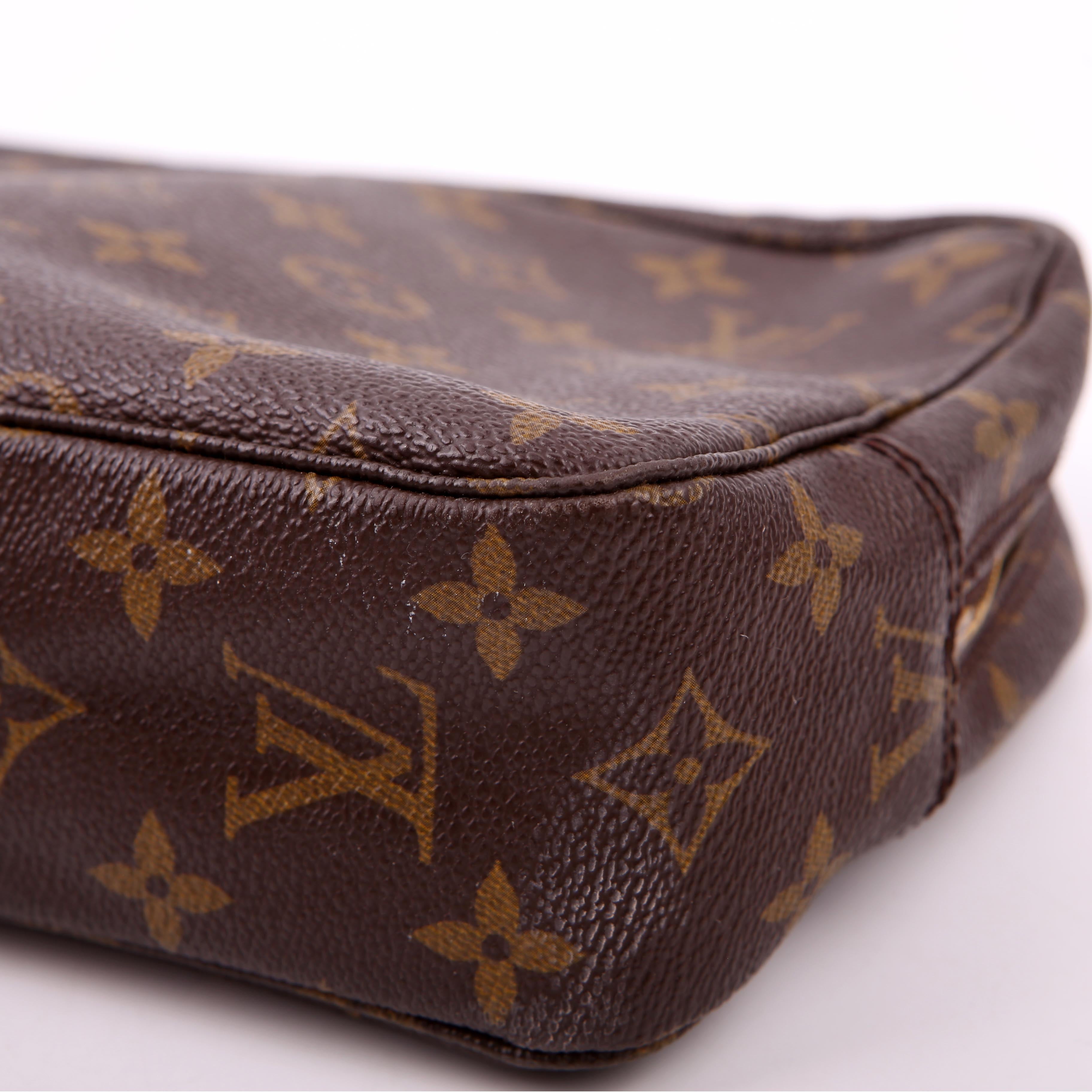 Trousse Toilette 23 Monogram