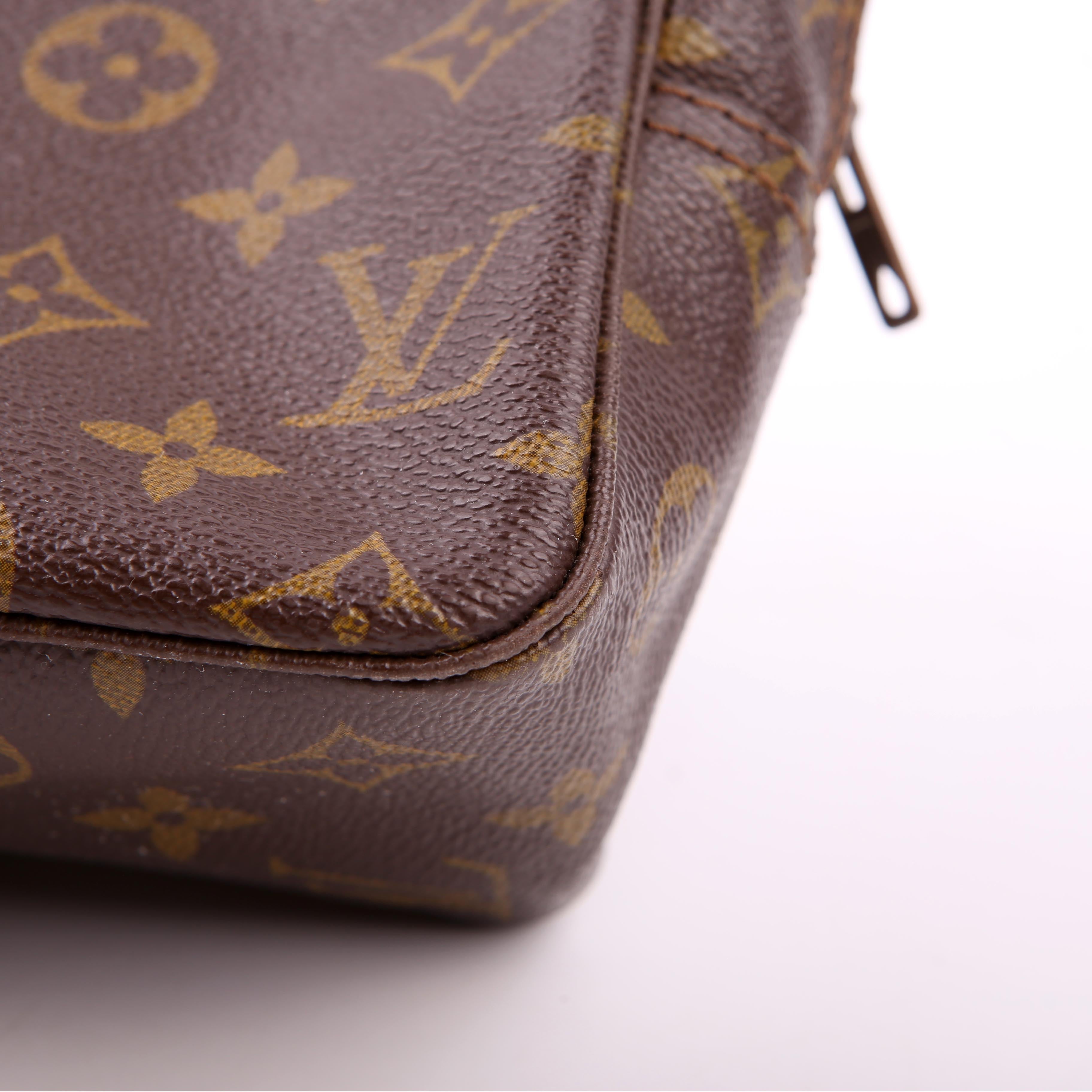 Trousse Toilette 28 Monogram
