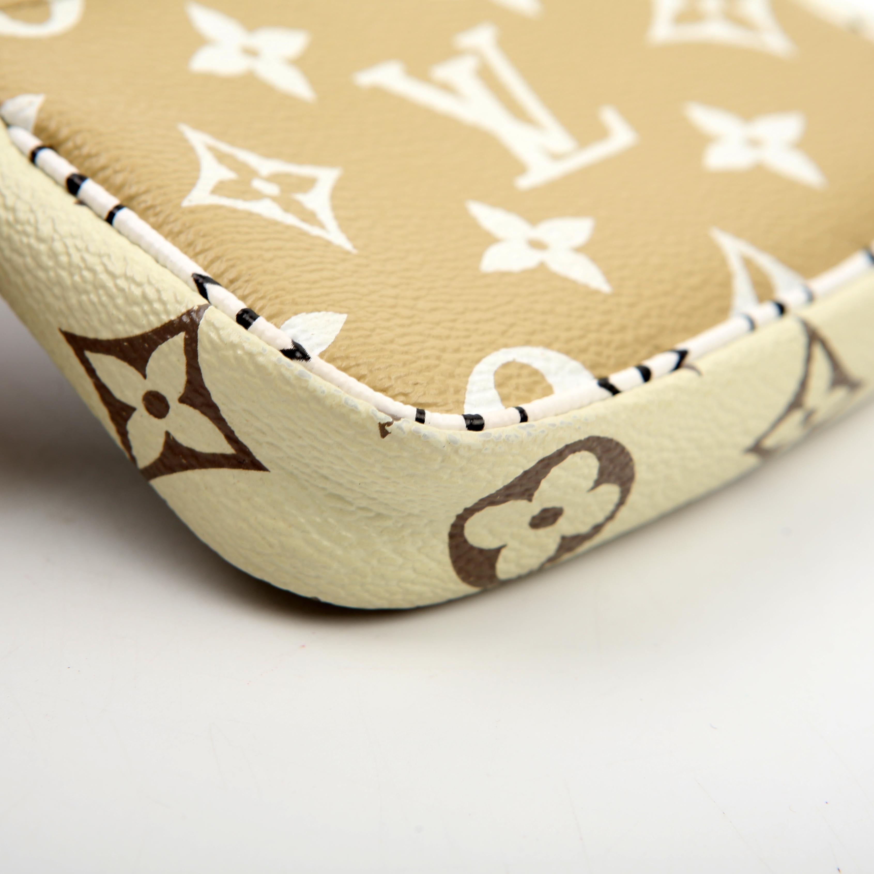 Pochette Accessories Micro Giant Monogram Green