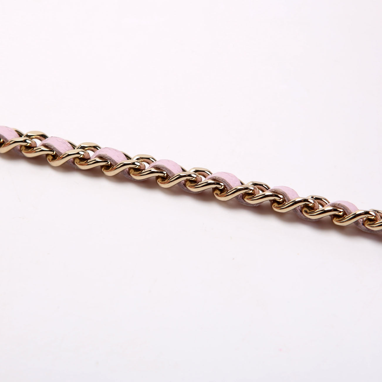 Chain Clutch Caviar RFID Pink