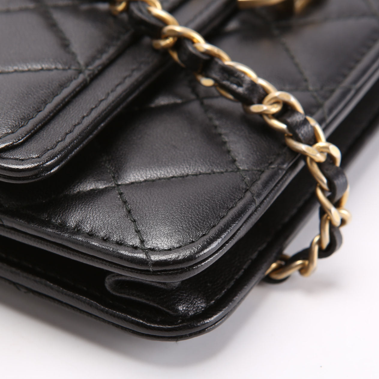 Woc CC Chic Quilted Lambskin 28M Black