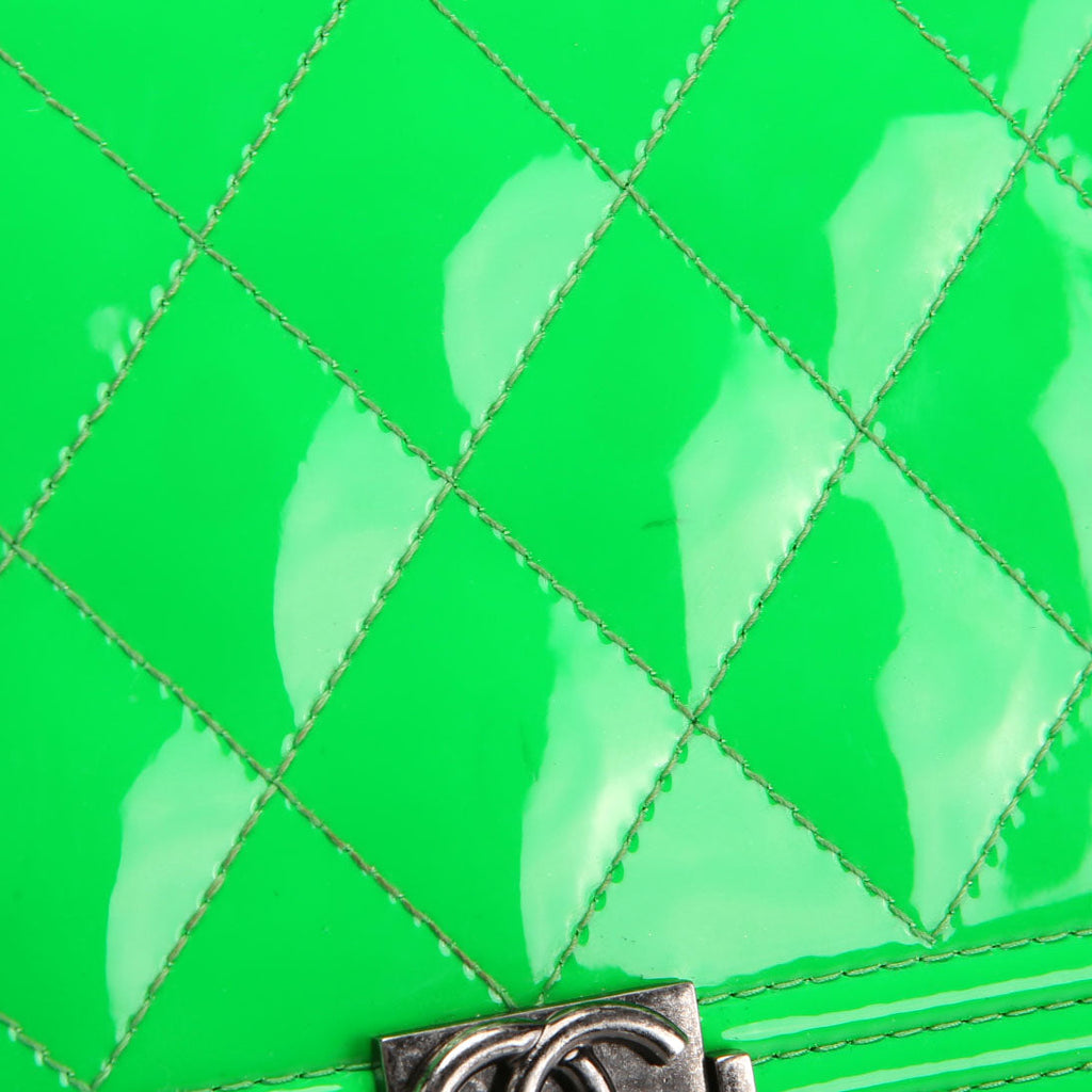 Boy Short Chain Clutch Patent 22M Green