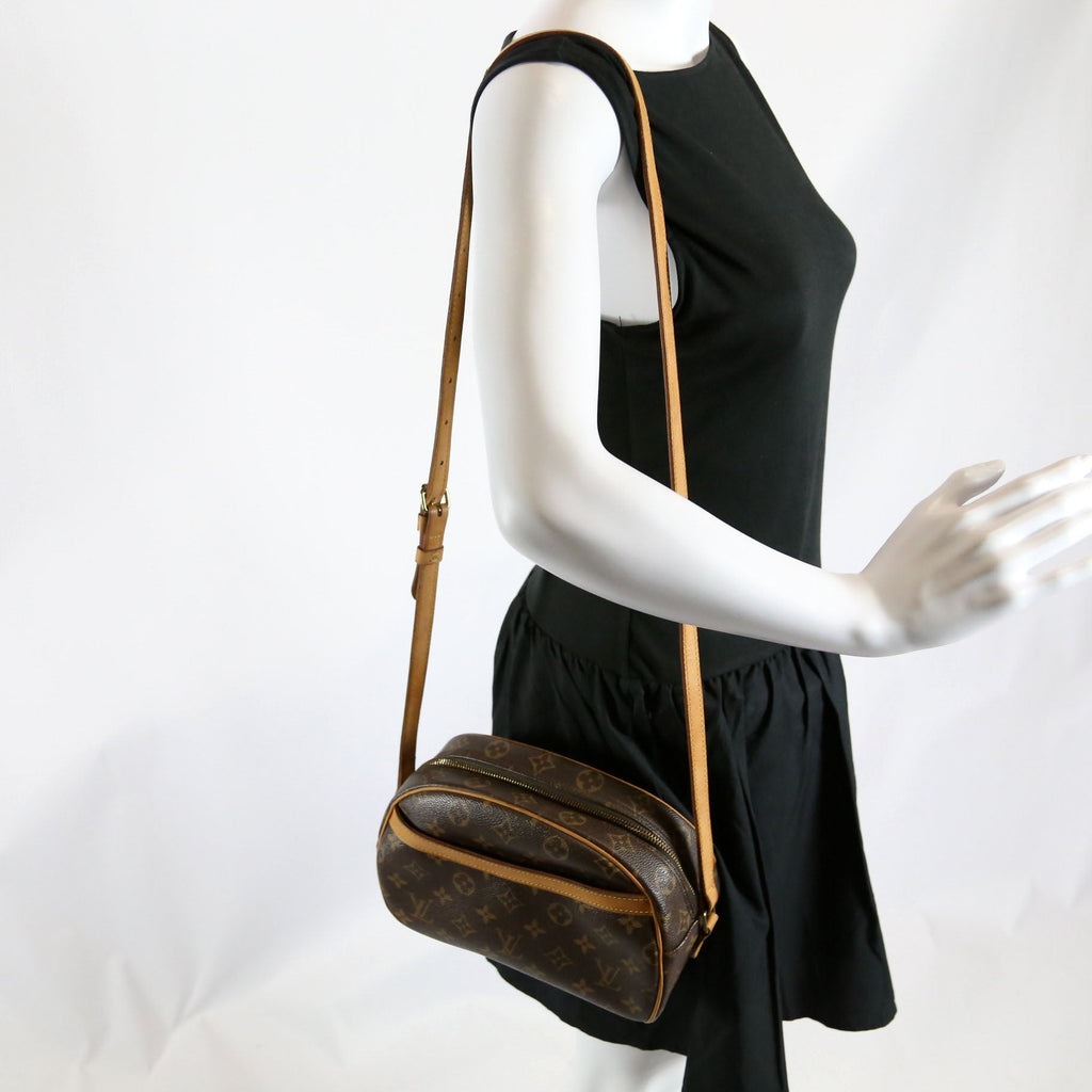Blois Crossbody Monogram Brown