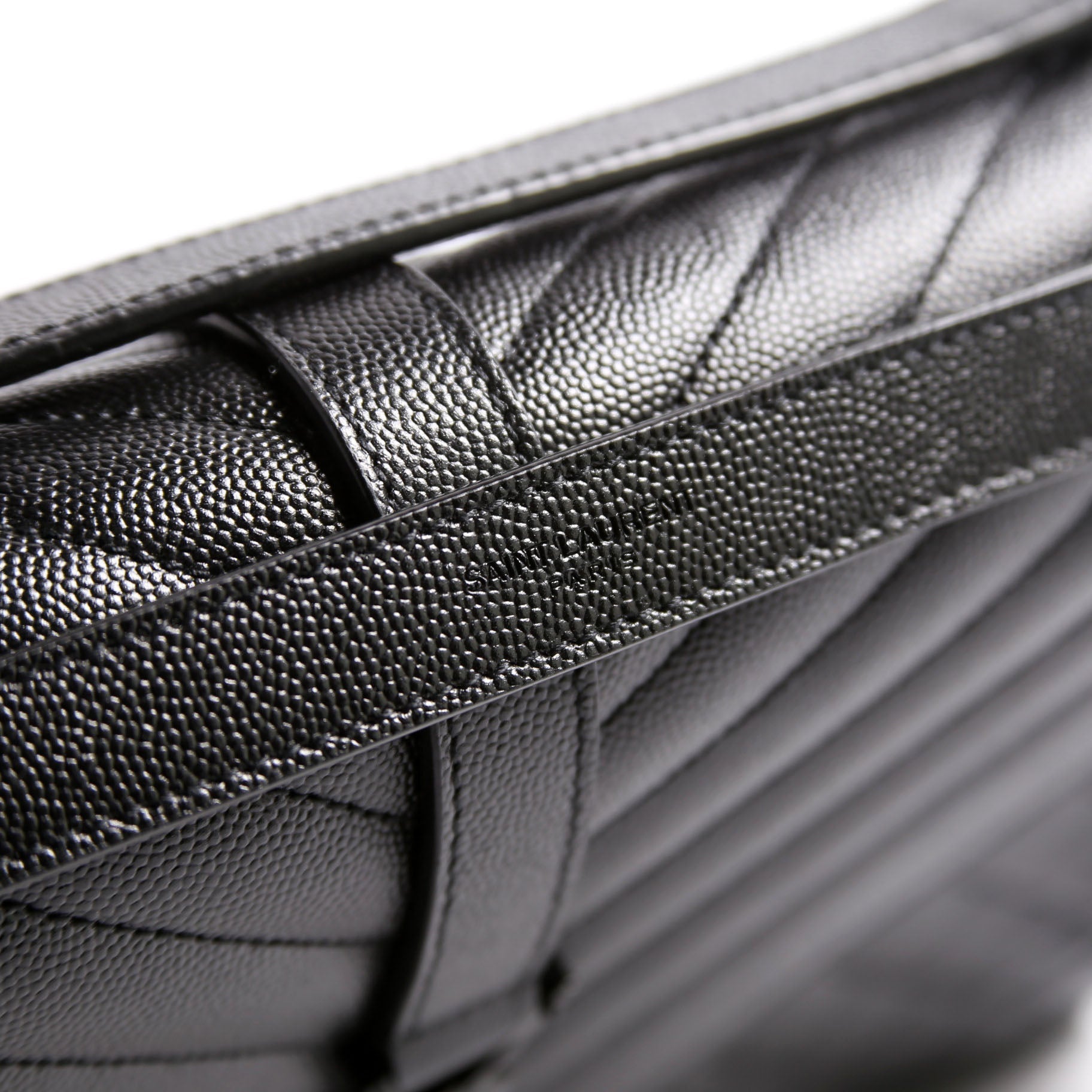 SAINT LAURENT Envelope Large Triquilt 600166 Black