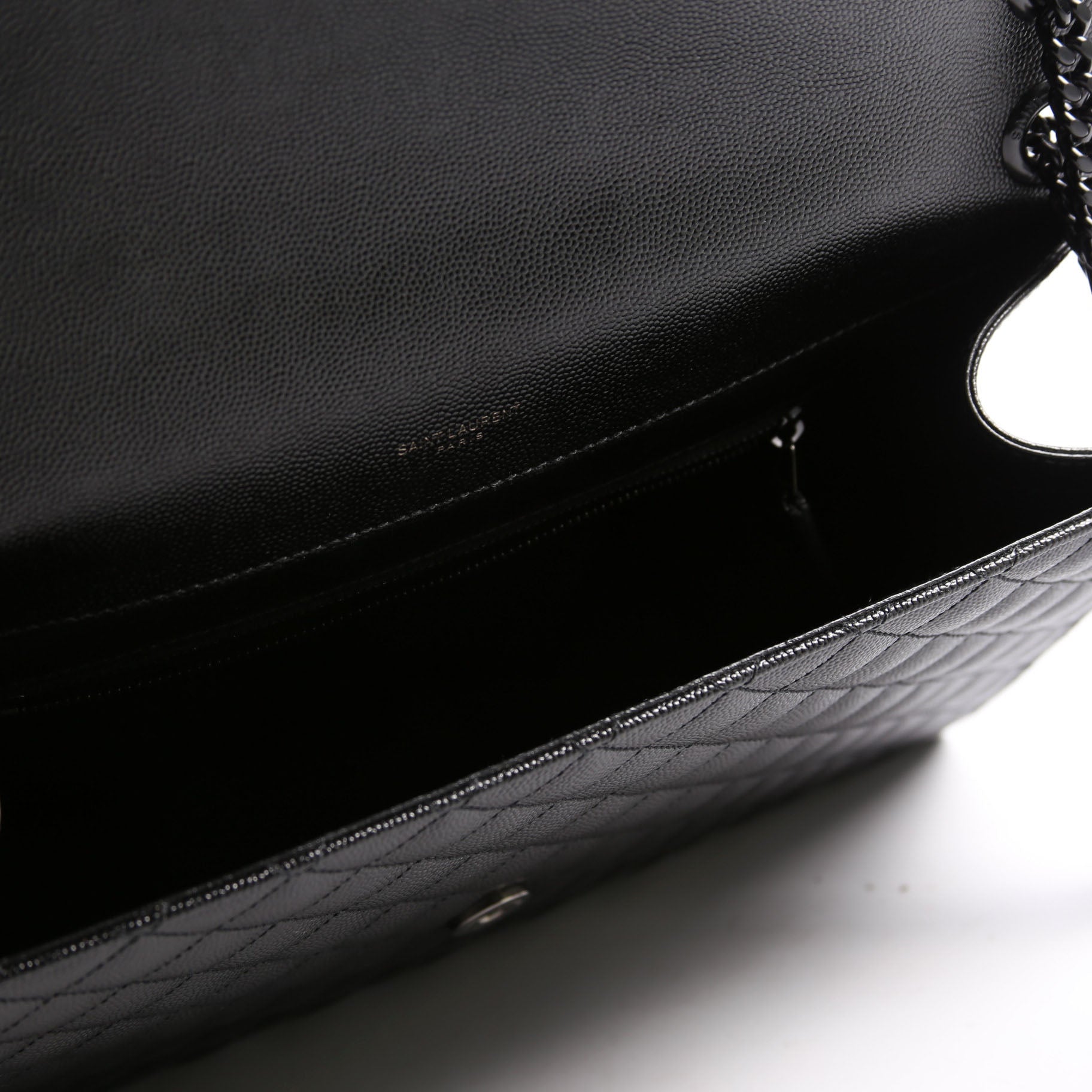 SAINT LAURENT Envelope Large Triquilt 600166 Black