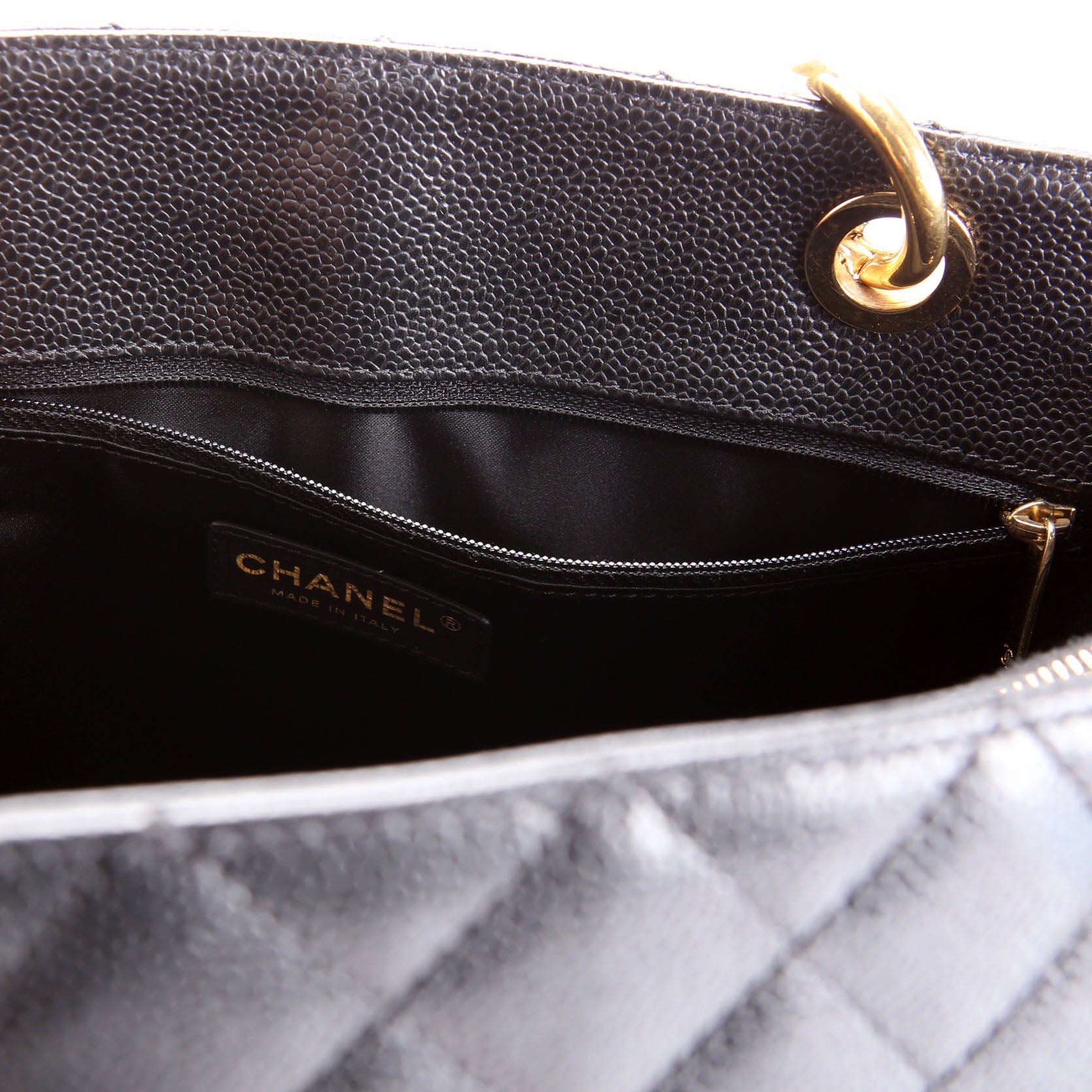 Grand Shopping Tote Caviar