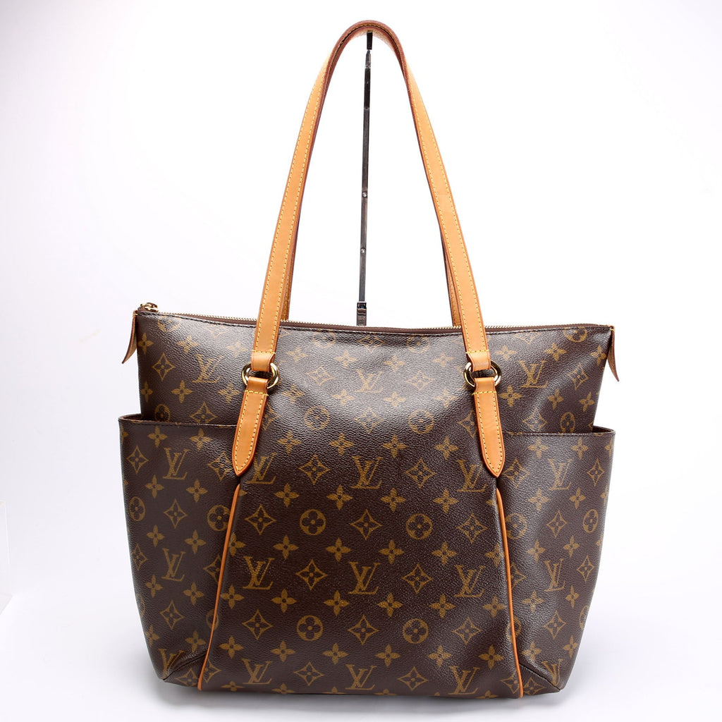 Totally MM Monogram