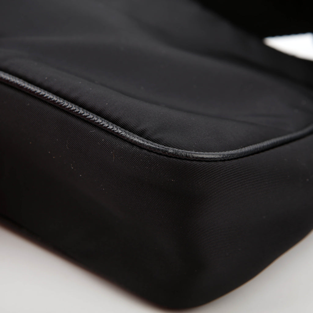 Nylon Re-Edition 2005 Shoulder Bag Black