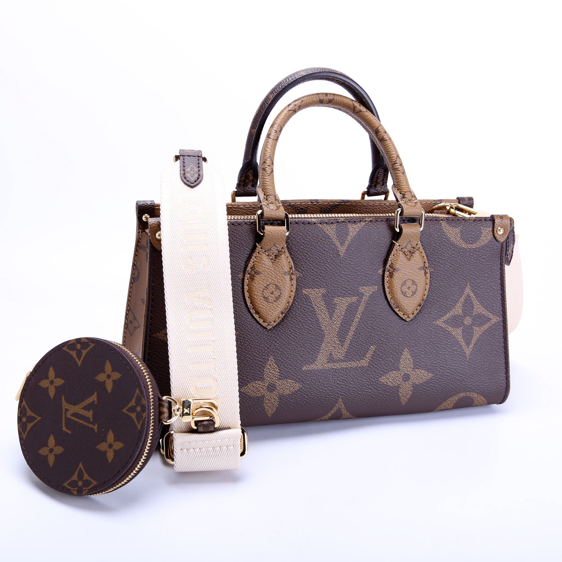 ONTHEGO East West Giant Reverse Monogram