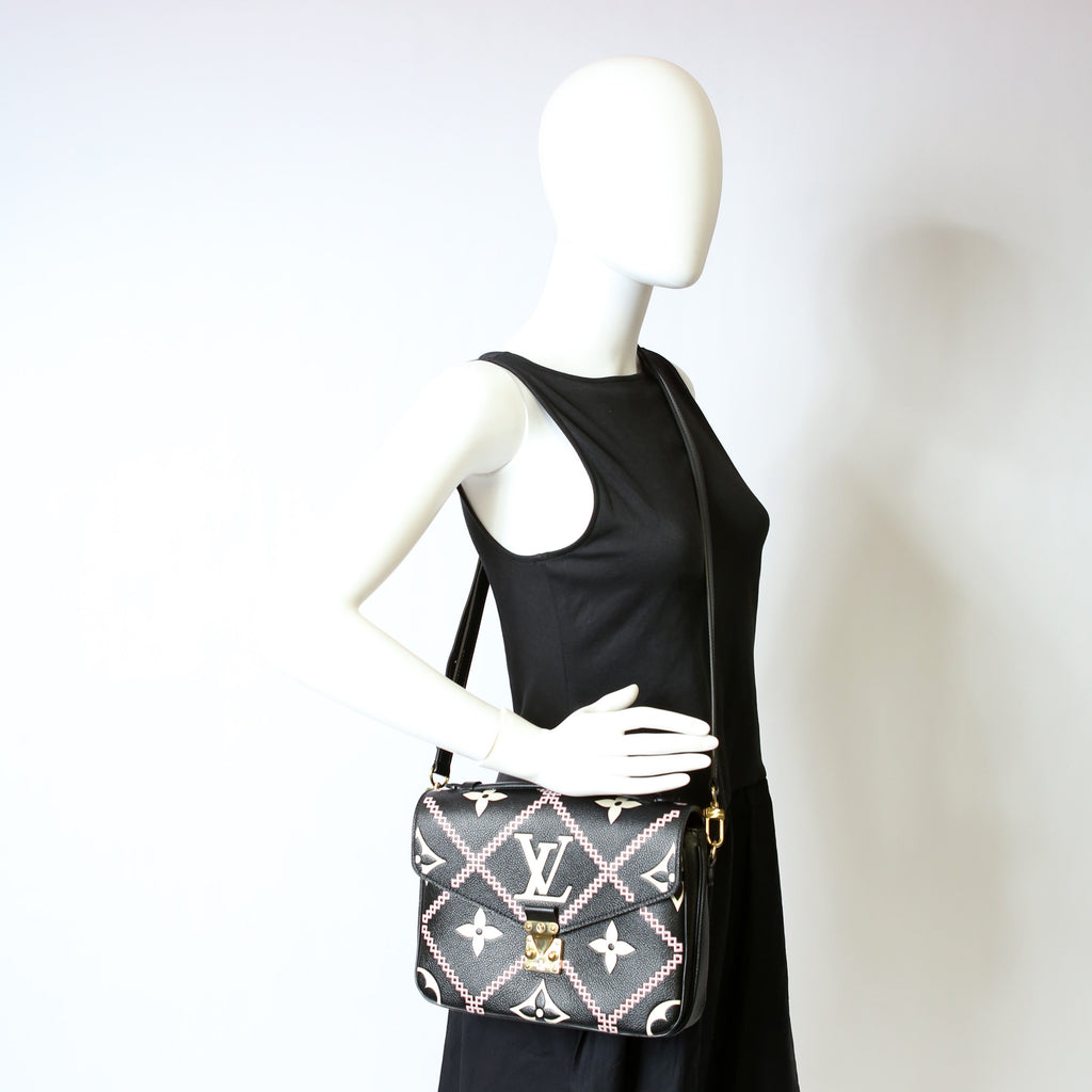 Pochette Metis Empreinte Giant Broderies Black/Pink