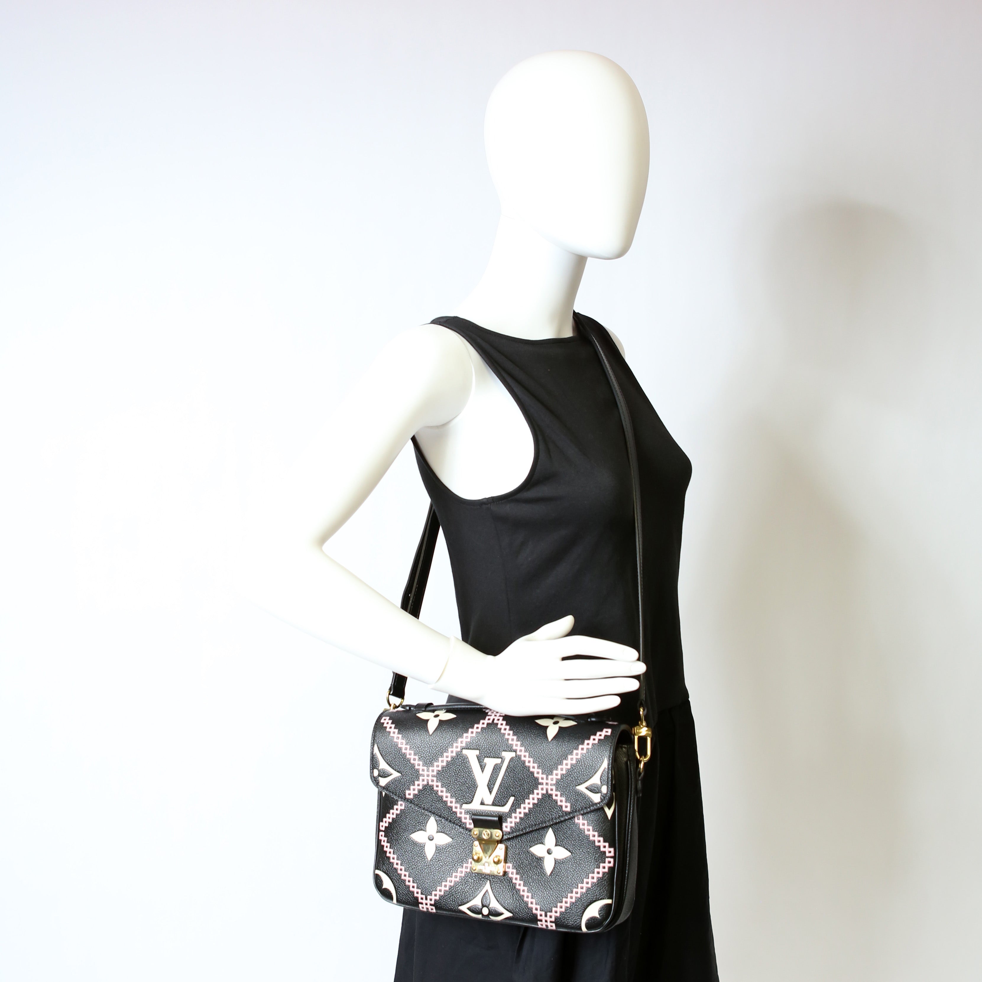 Pochette Metis Empreinte Giant Broderies Black/Pink