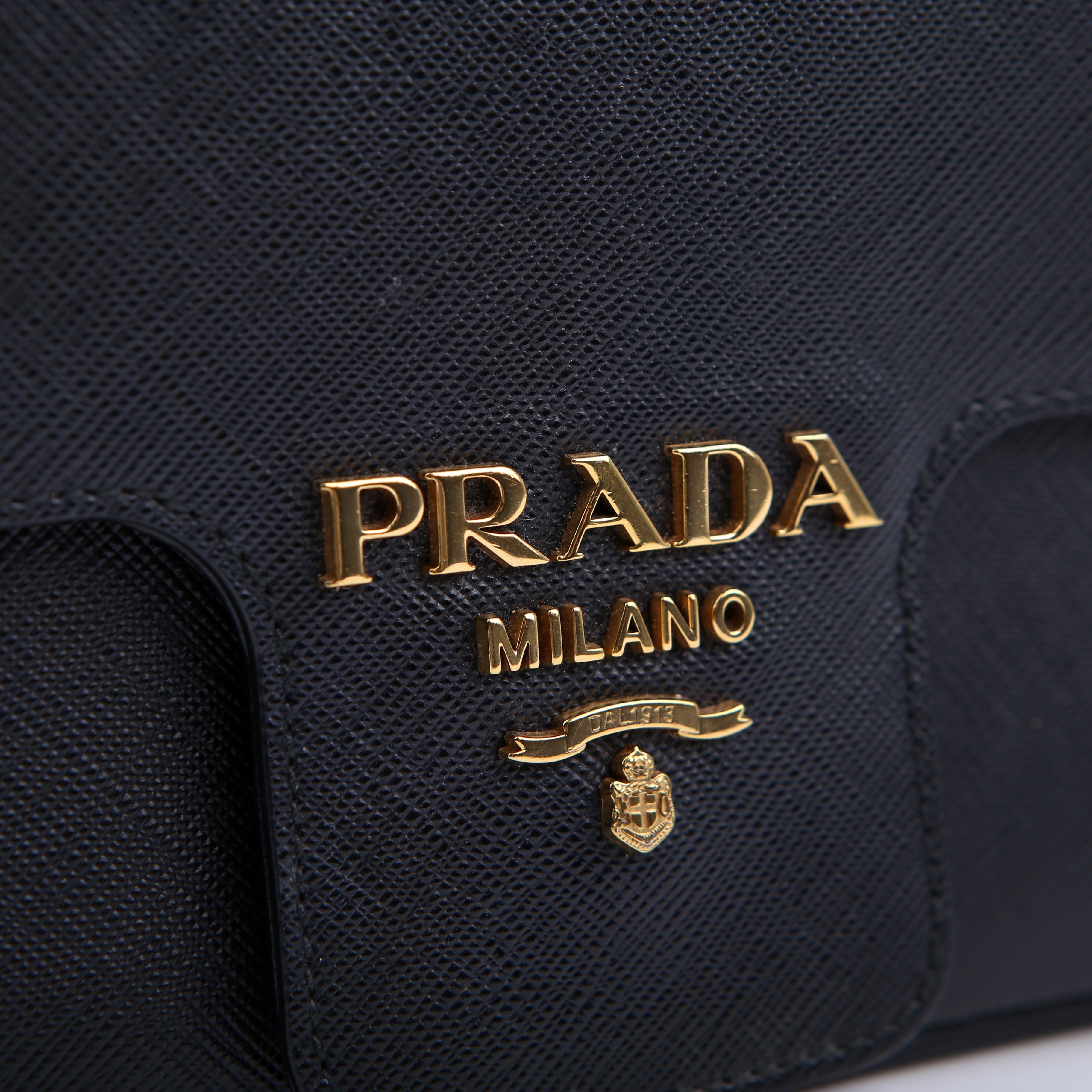 Pattina Flap Saffiano Small Black
