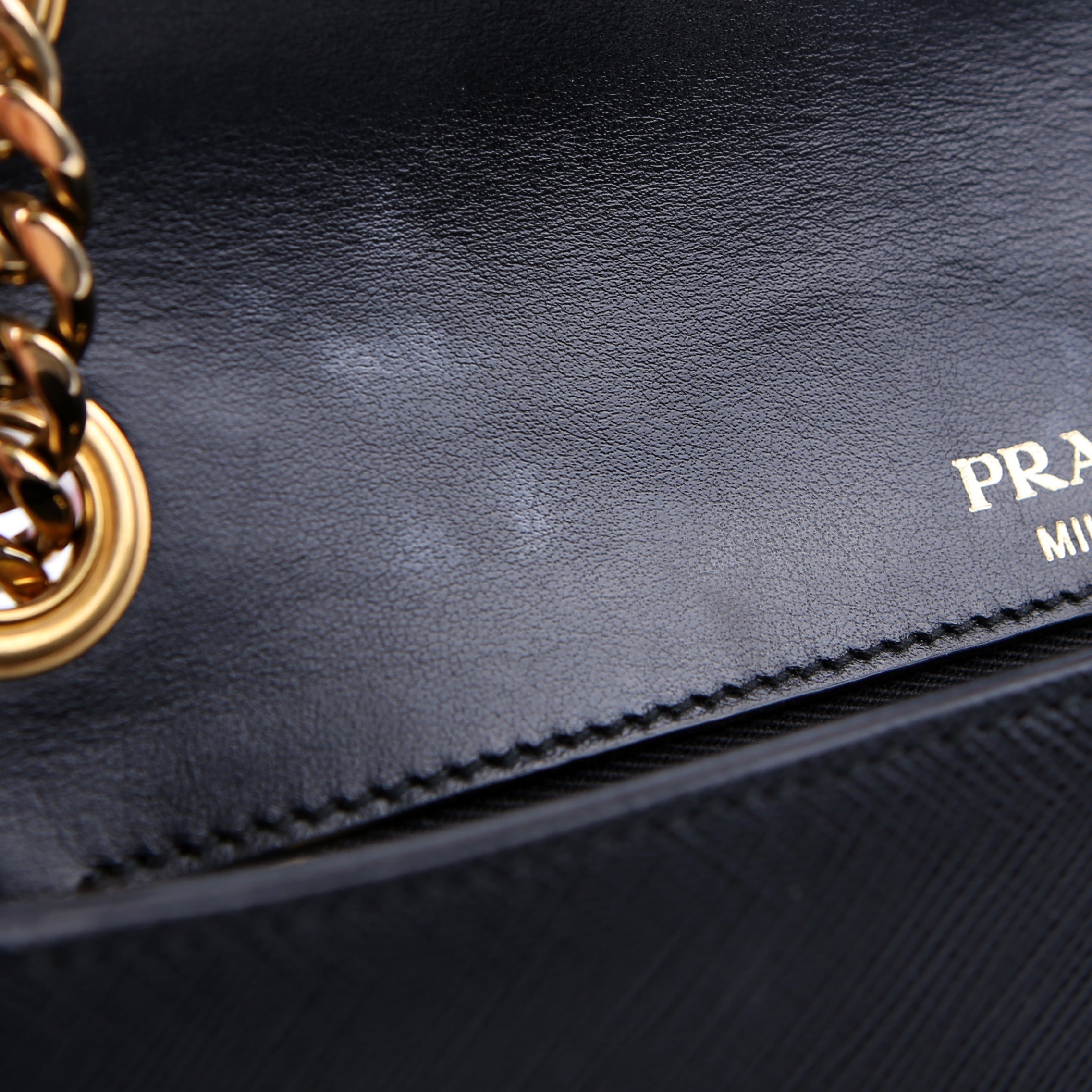 Pattina Flap Saffiano Small Black