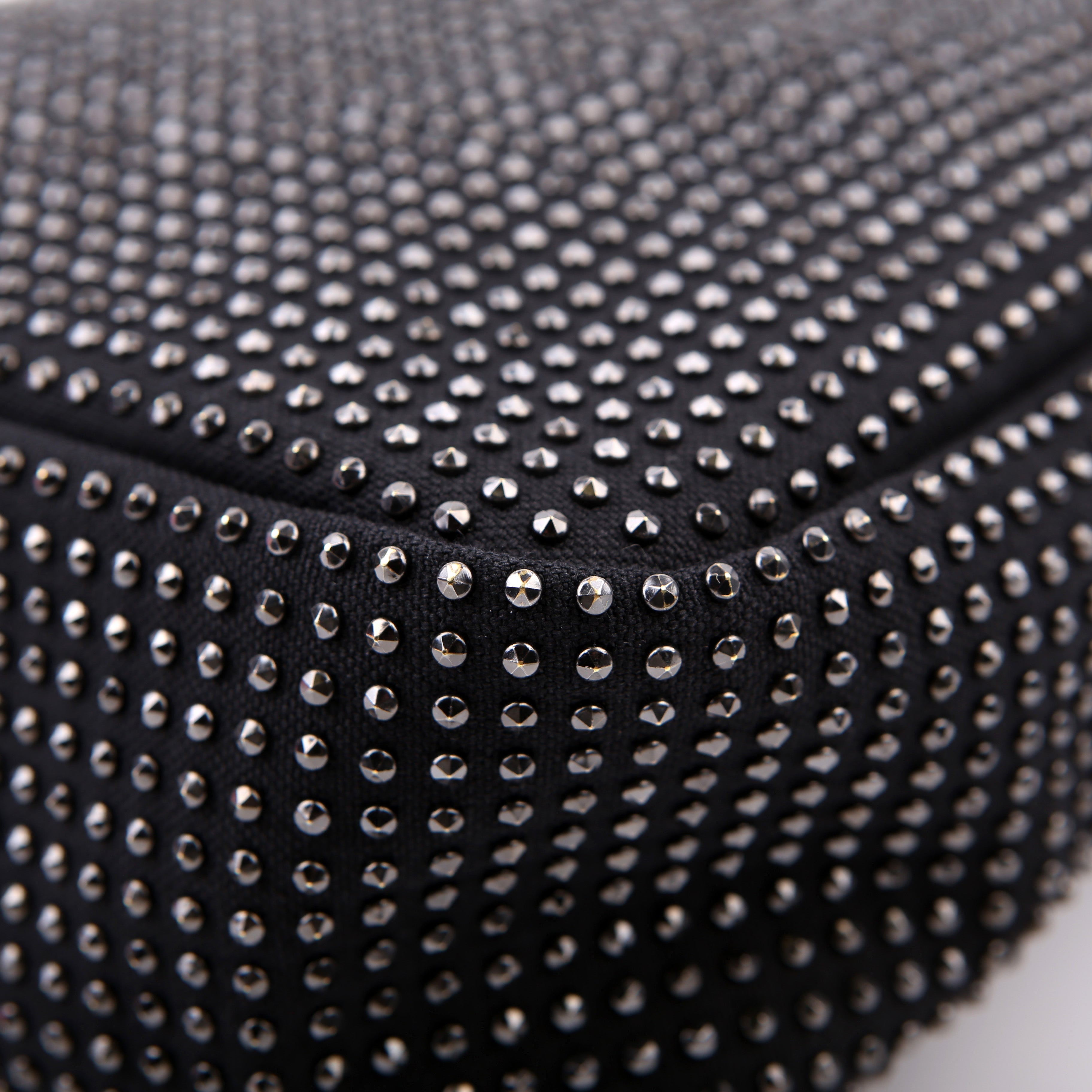 SAINT LAURENT 716140 Le 5 A 7 Supple Medium Canvas/Crystal Black