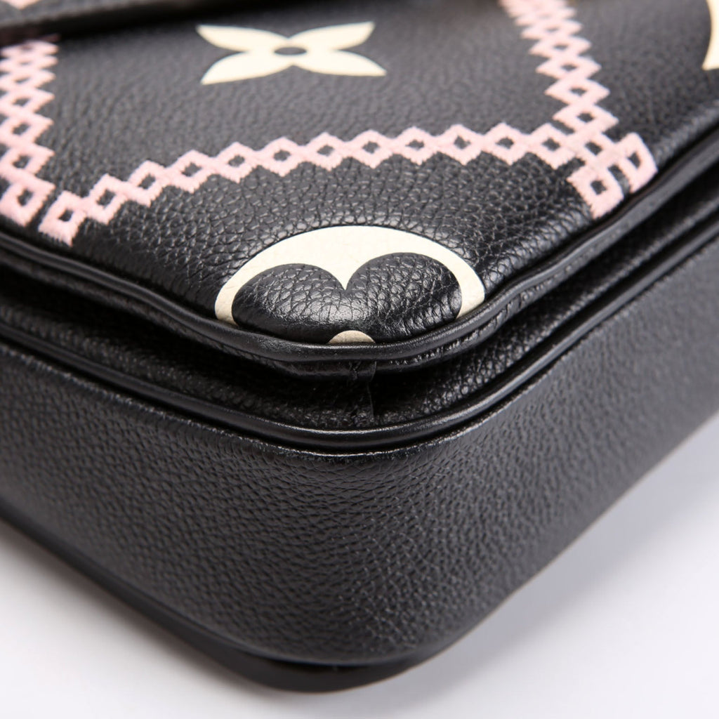 Pochette Metis Empreinte Giant Broderies Black/Pink