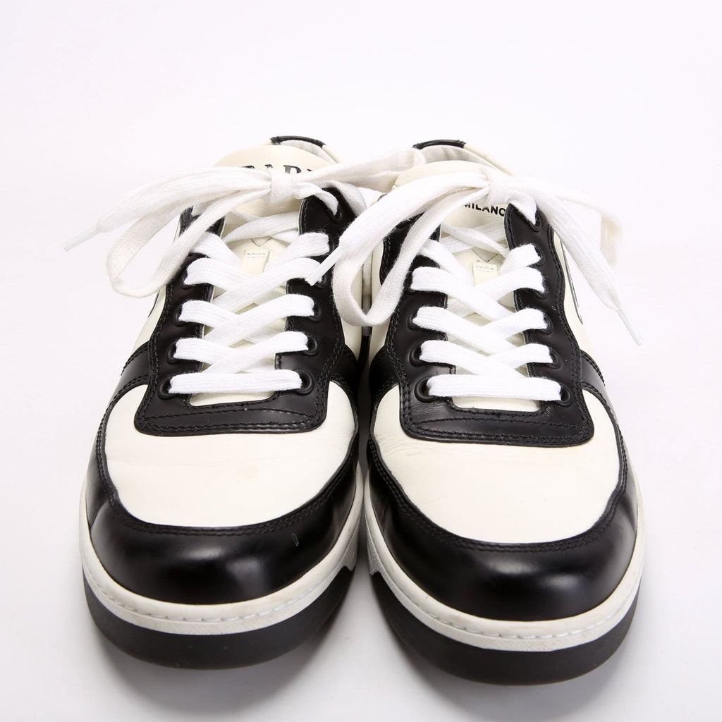 Downtown Sneakers Size 39 Black and White