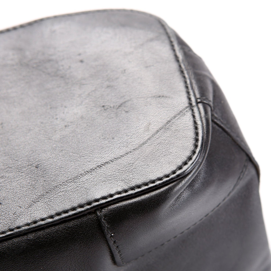 143744 Leather Shoulder Black