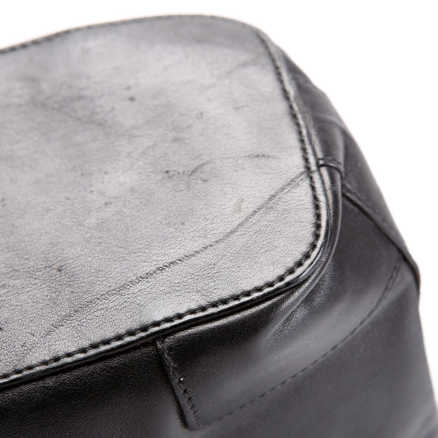 143744 Leather Shoulder Black