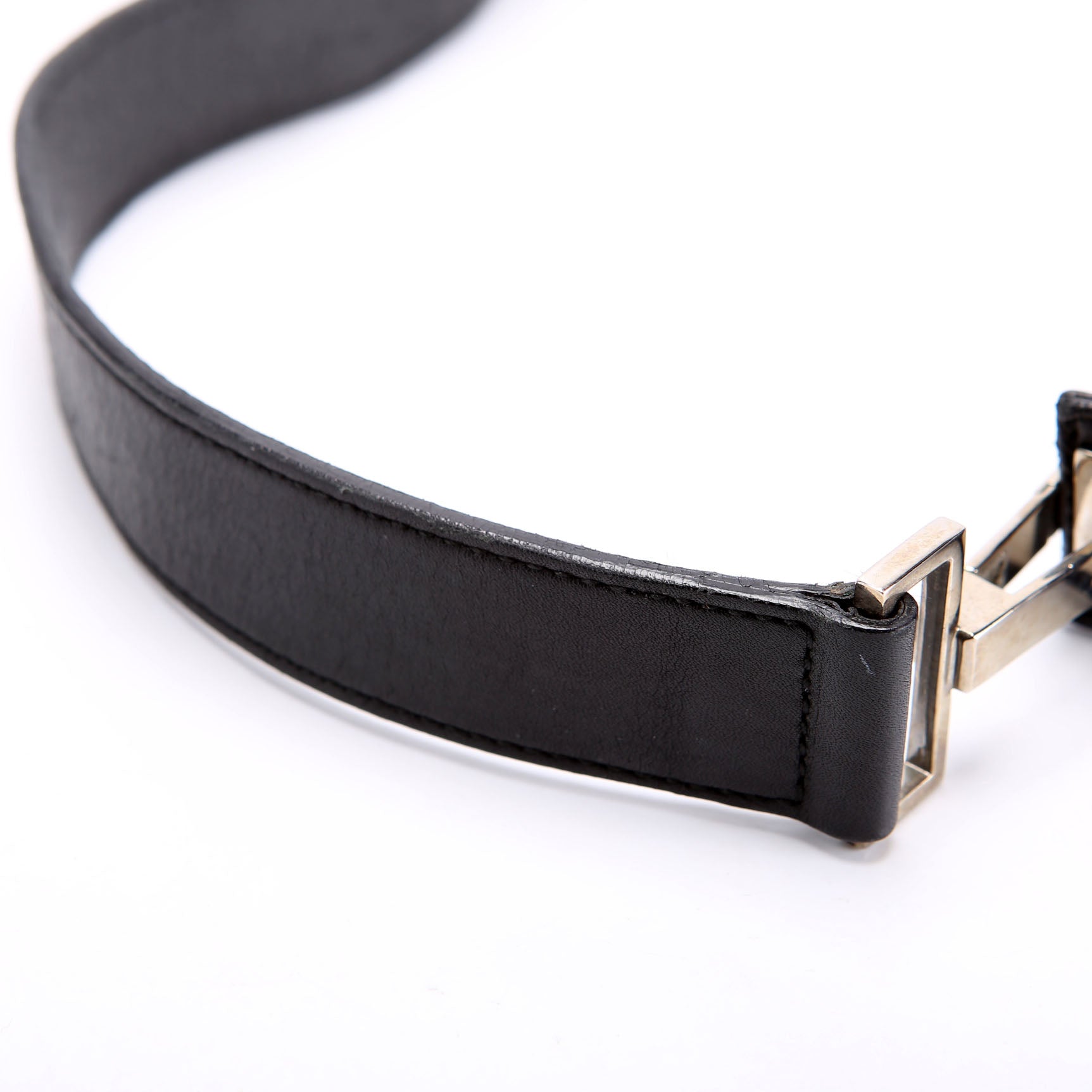 143744 Leather Shoulder Black