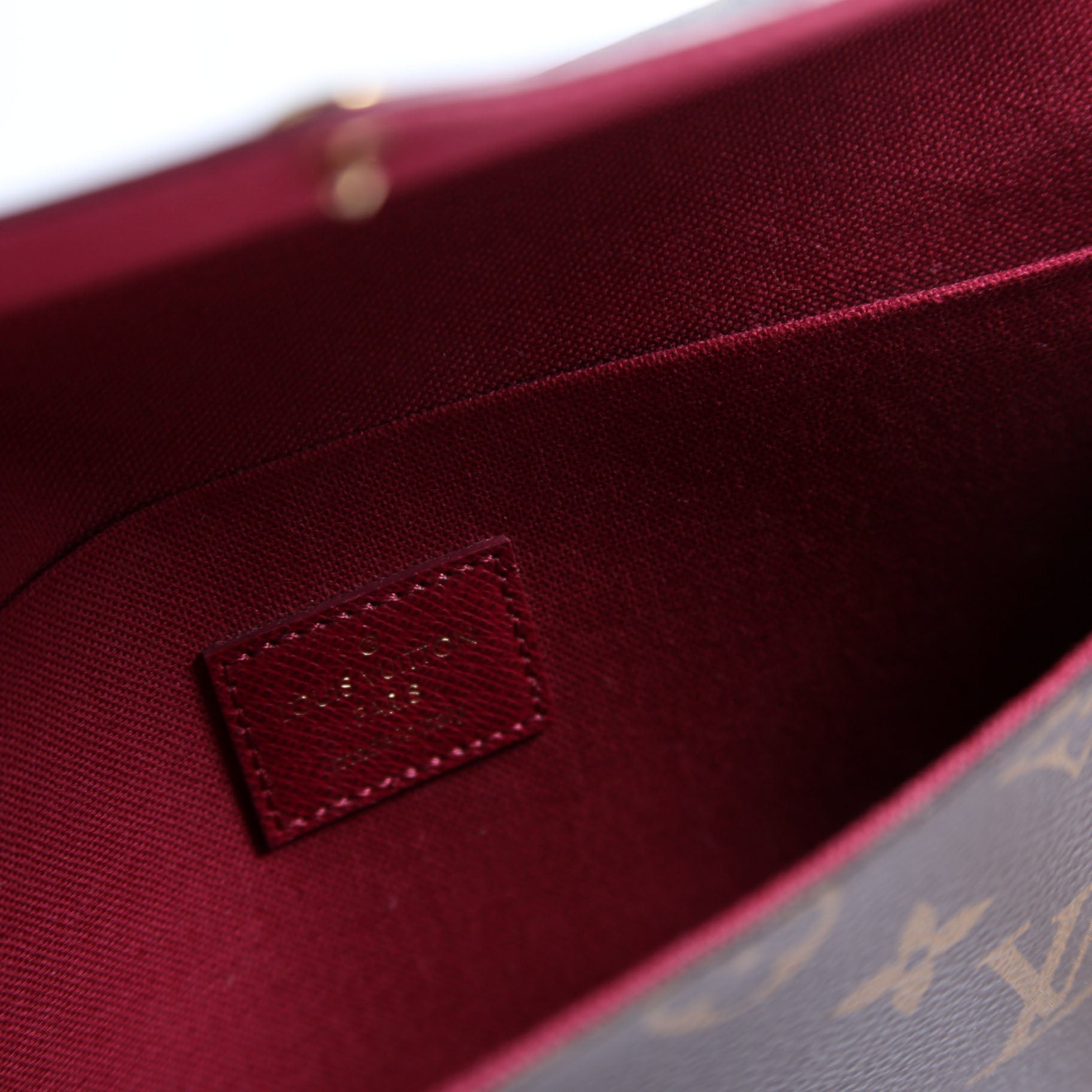 Pochette Felicie Monogram