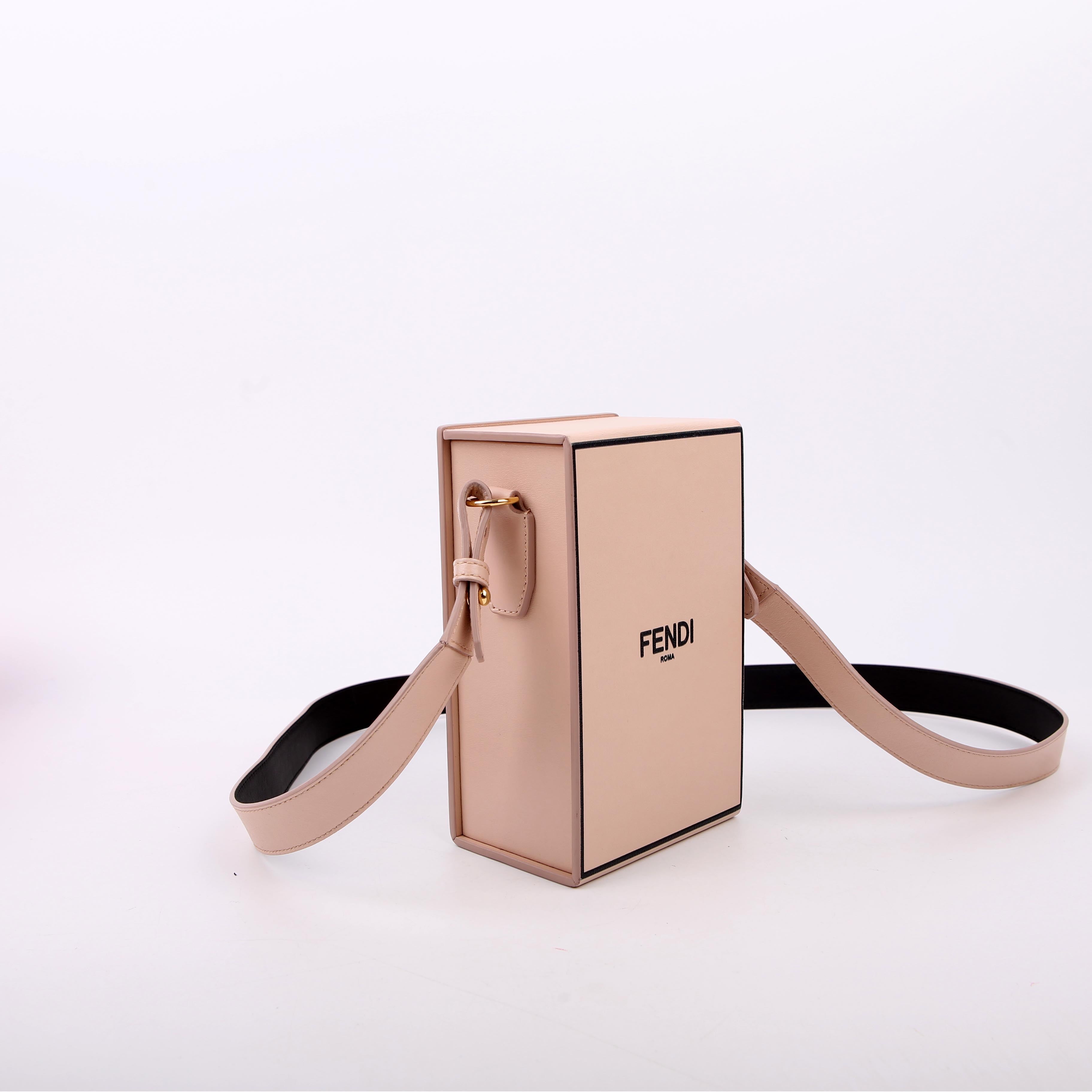 8BT339 Adp6 Box Shoulder Bag Pink