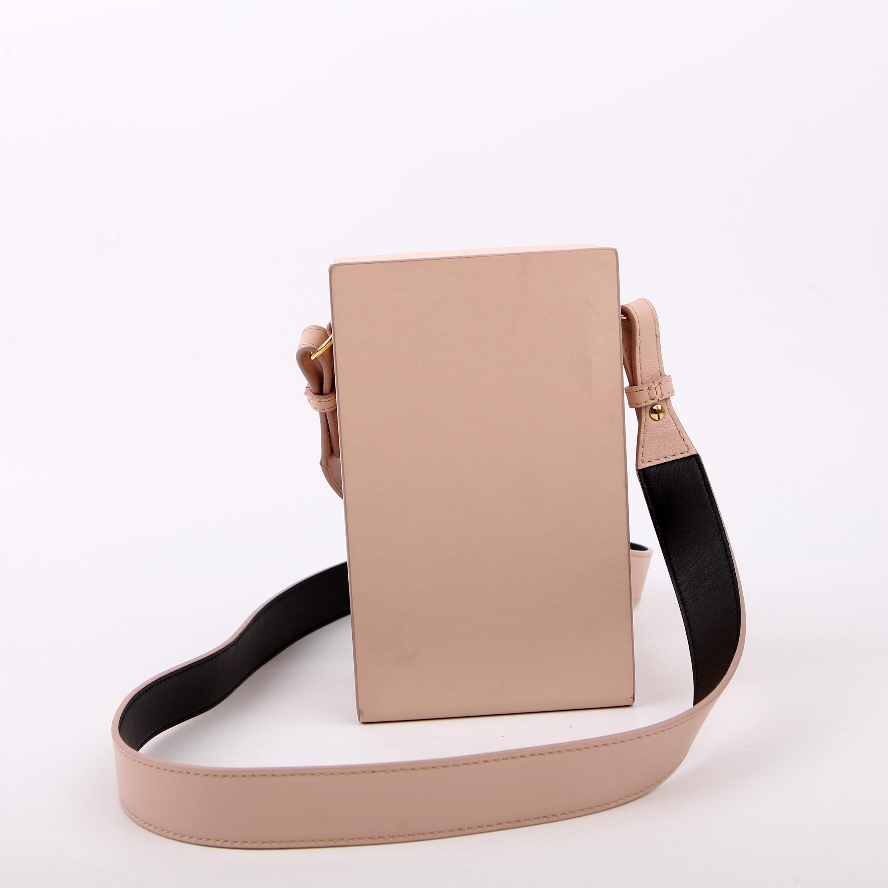 8BT339 Adp6 Box Shoulder Bag Pink