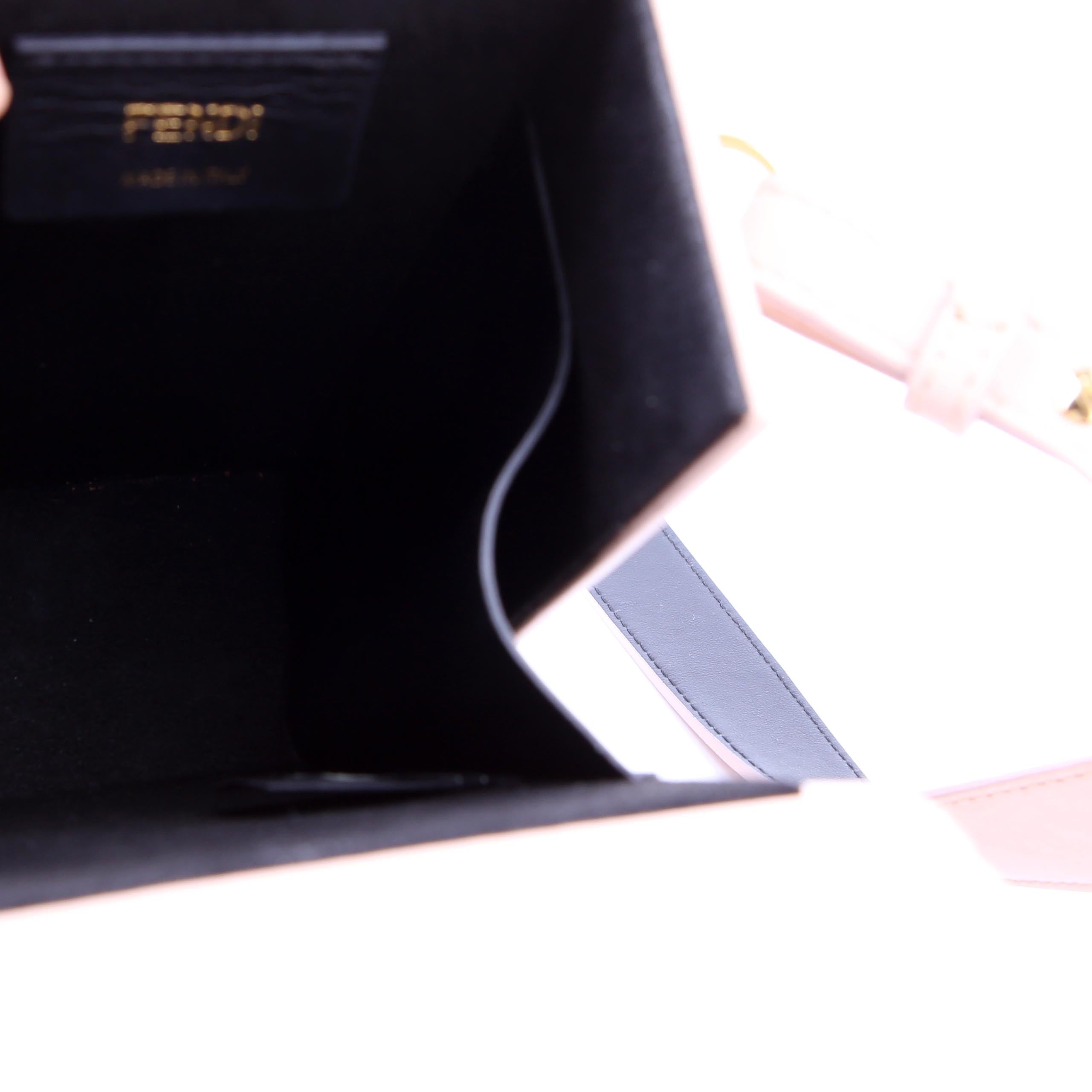 8BT339 Adp6 Box Shoulder Bag Pink