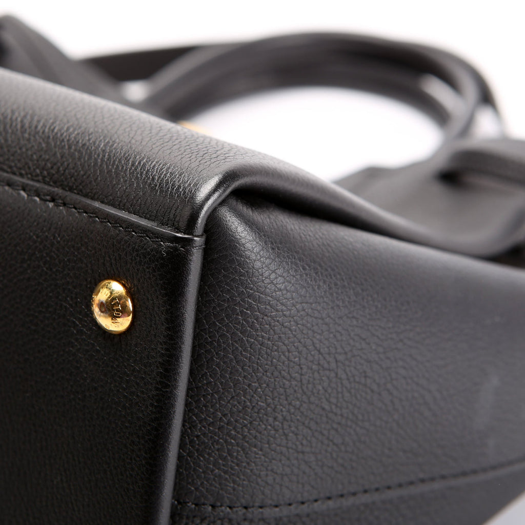 Lockmeto Calfskin Black