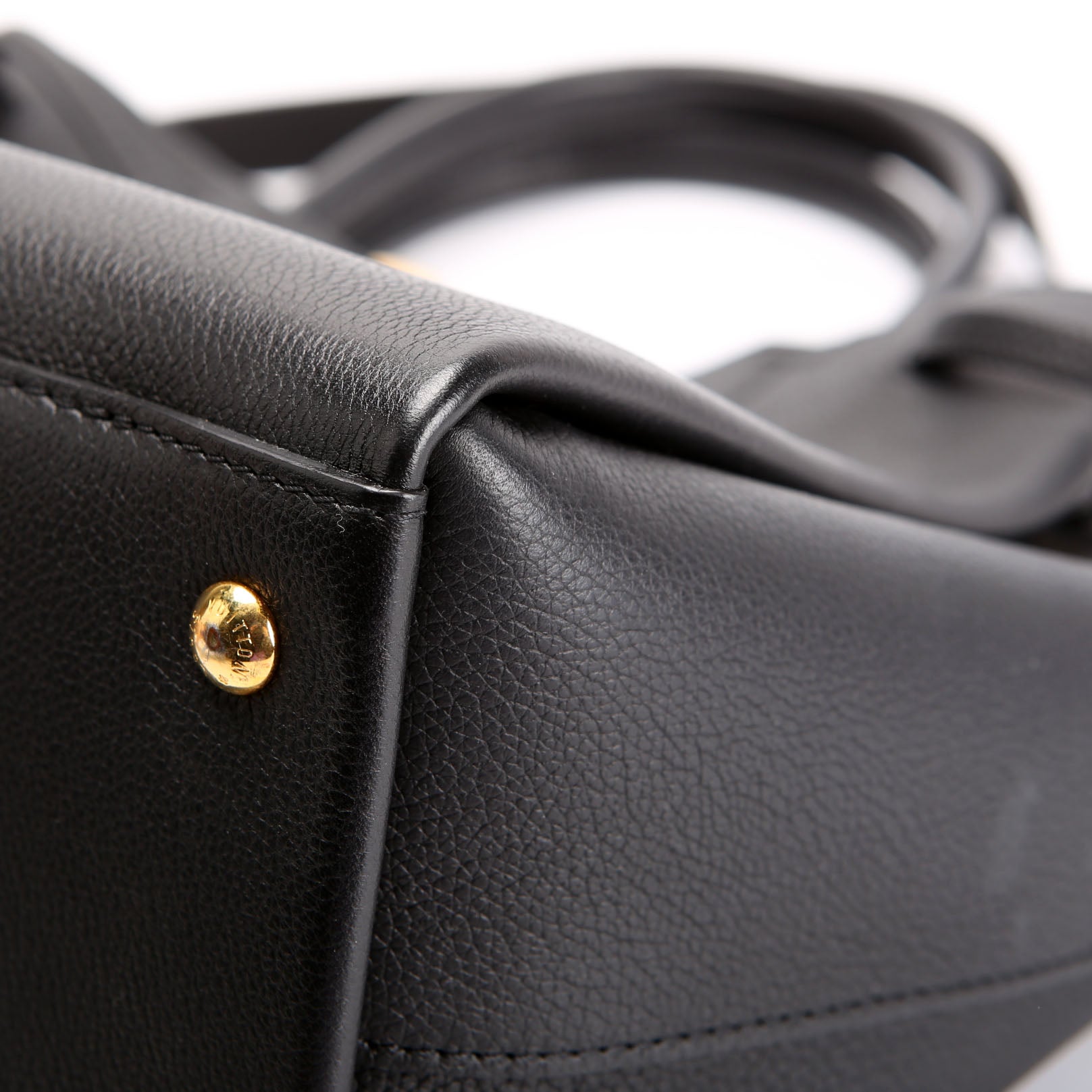Lockmeto Calfskin Black