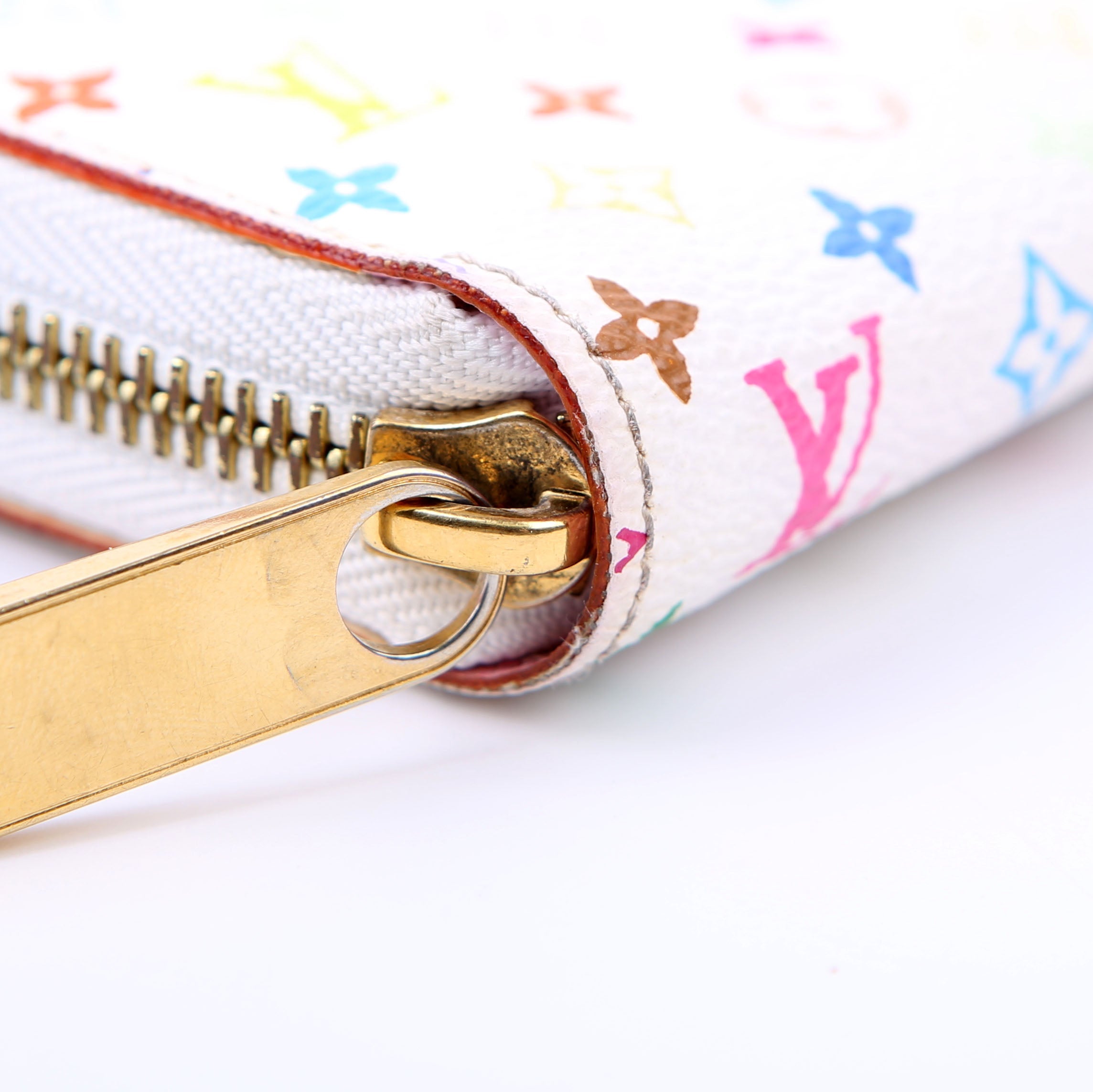 Zippy Wallet Multicolor Monogram White/Pink